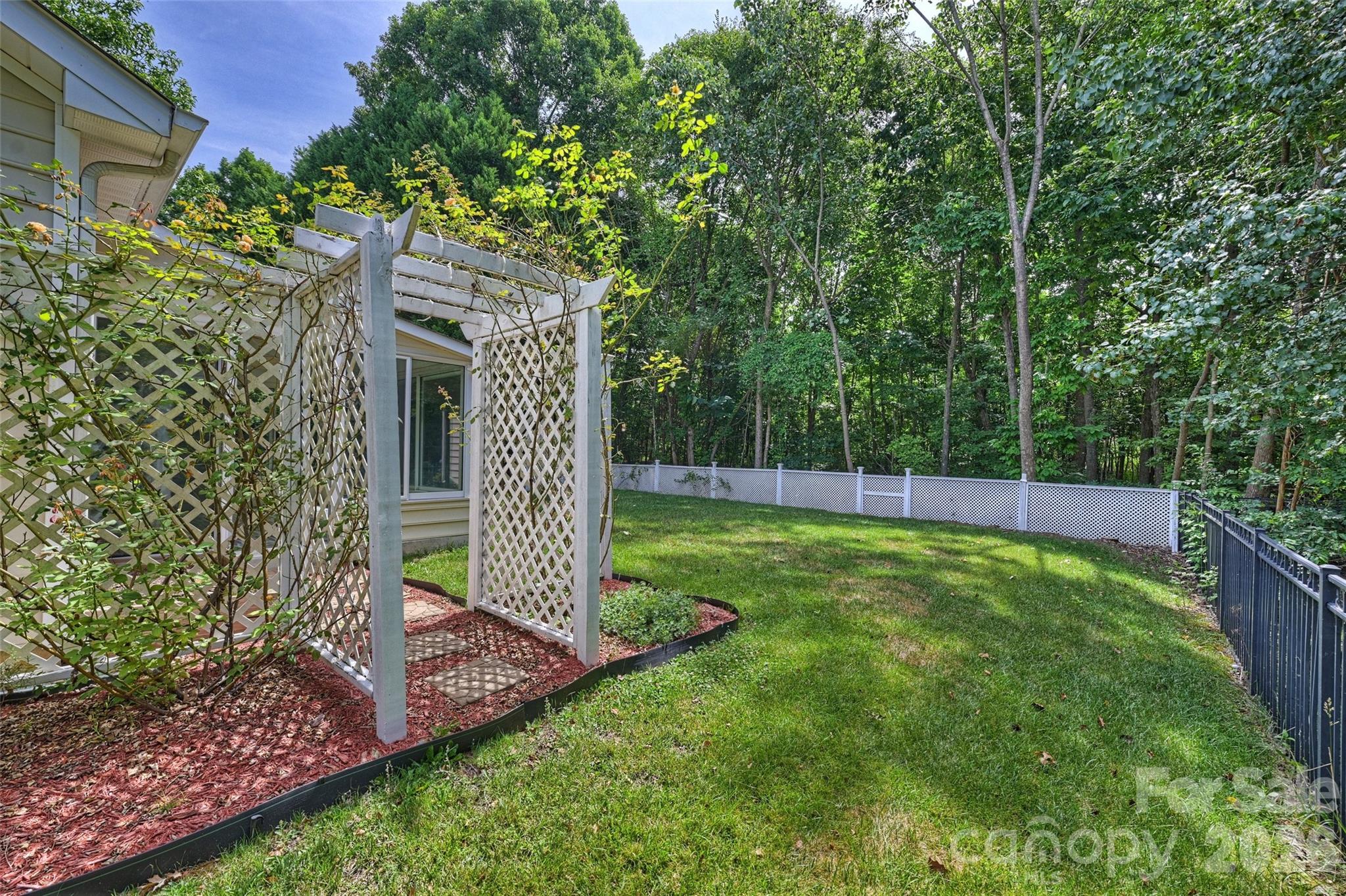 Single Family Residence at 1549 Hammond Drive, Matthews, photo 25 of 28