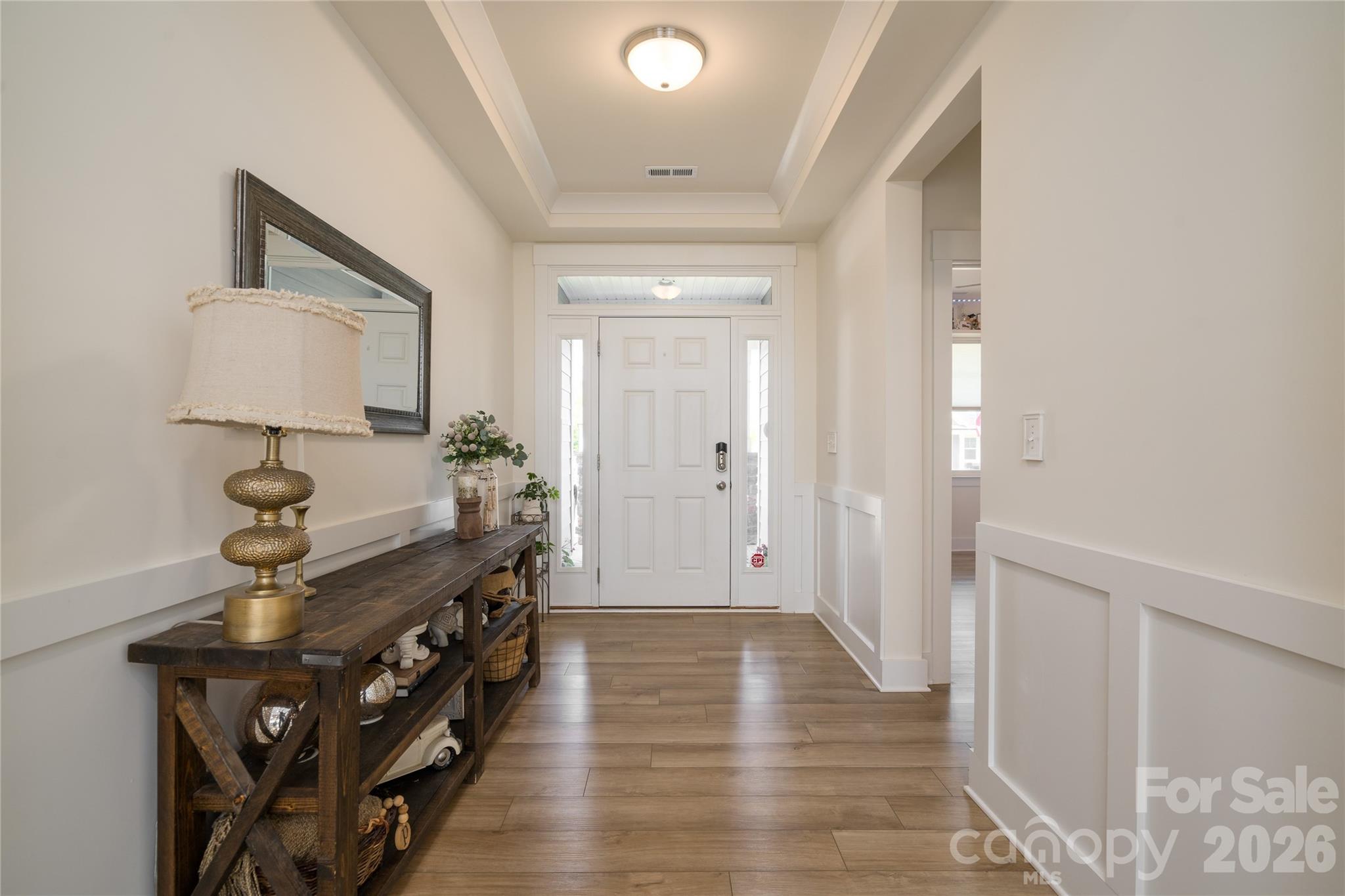 Single Family Residence at 1452 Ardmore Drive, Sherrills Ford, photo 4 of 35