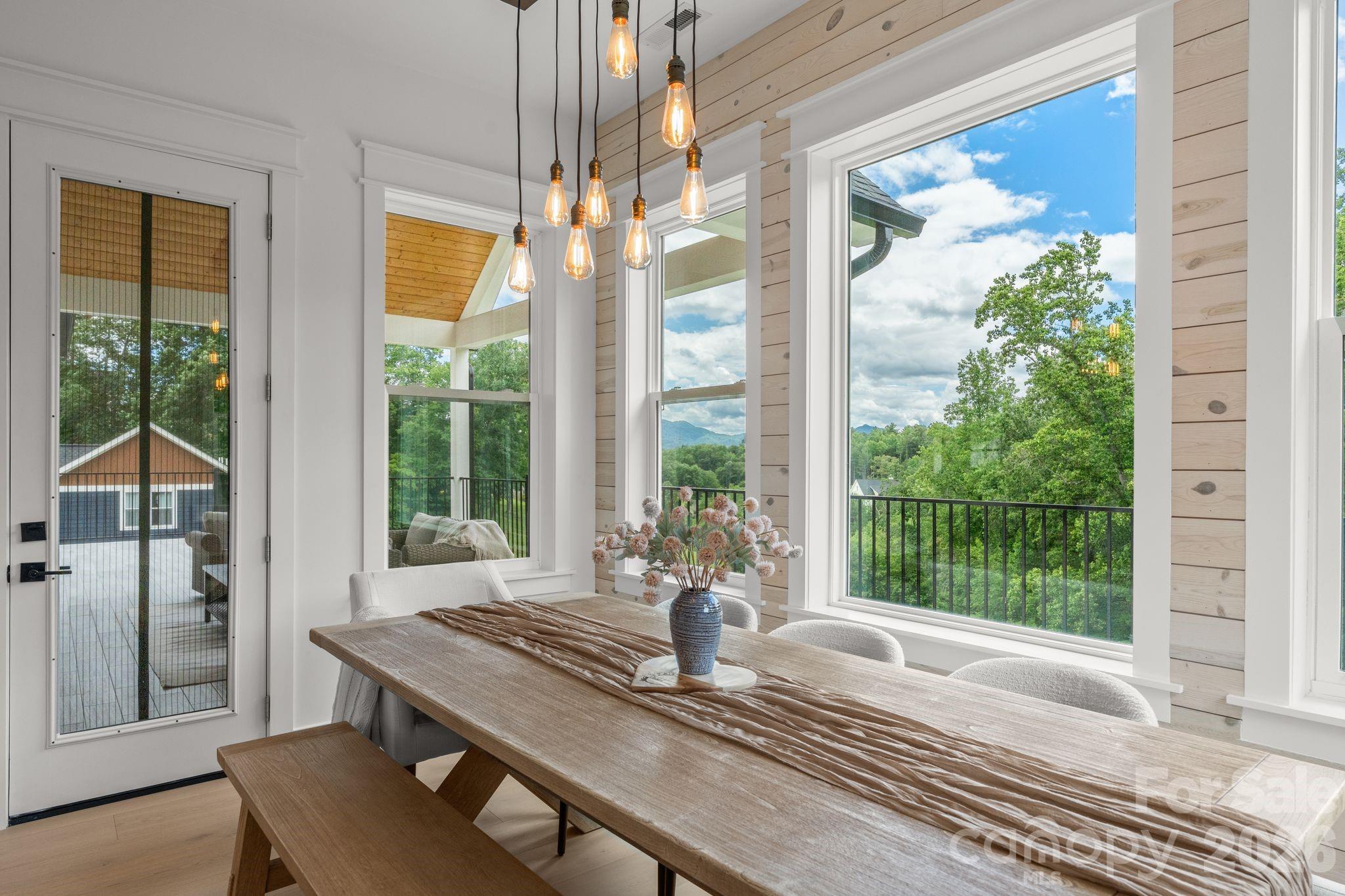 Mountain Views From Every Corner - 7 Temujin Drive, Leicester