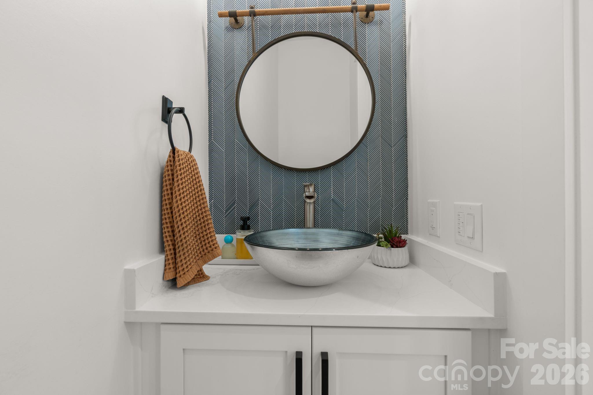 Powder Room ( Main Floor) - 7 Temujin Drive, Leicester