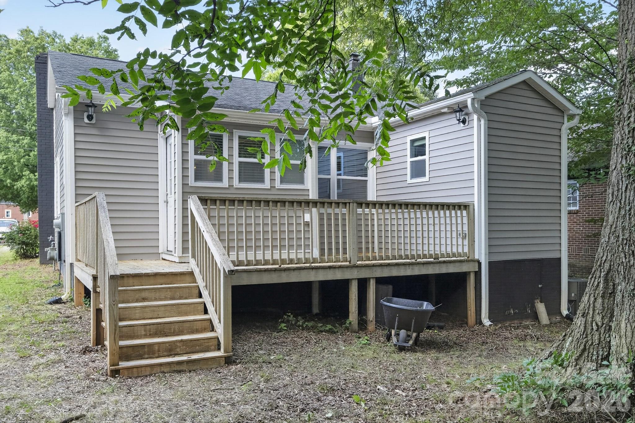 Single Family Residence at 303 W Ketchie Street, China Grove, photo 5 of 31
