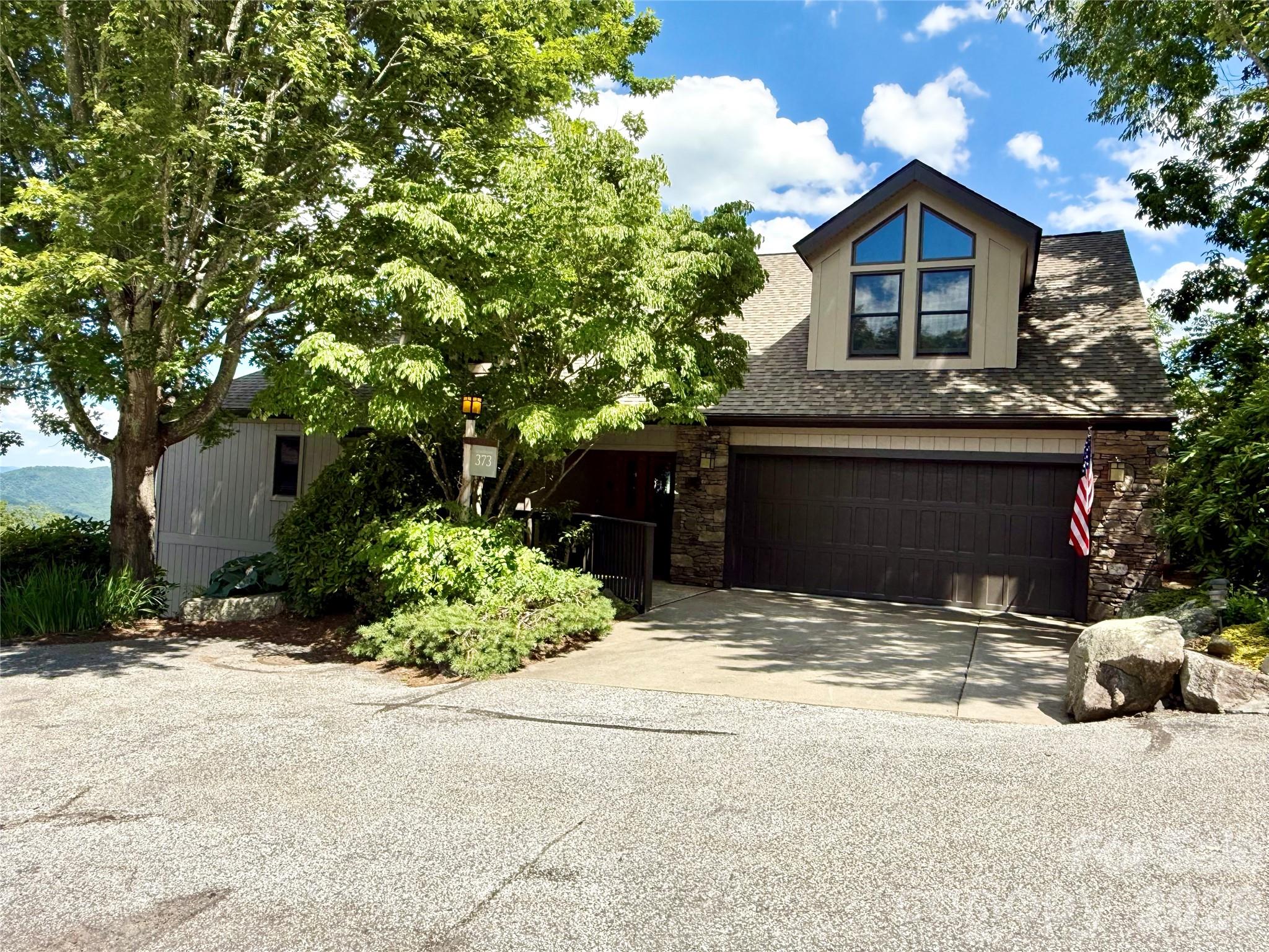 Single Family Residence at 373 Rhododendron Lane, Burnsville, photo 2 of 48