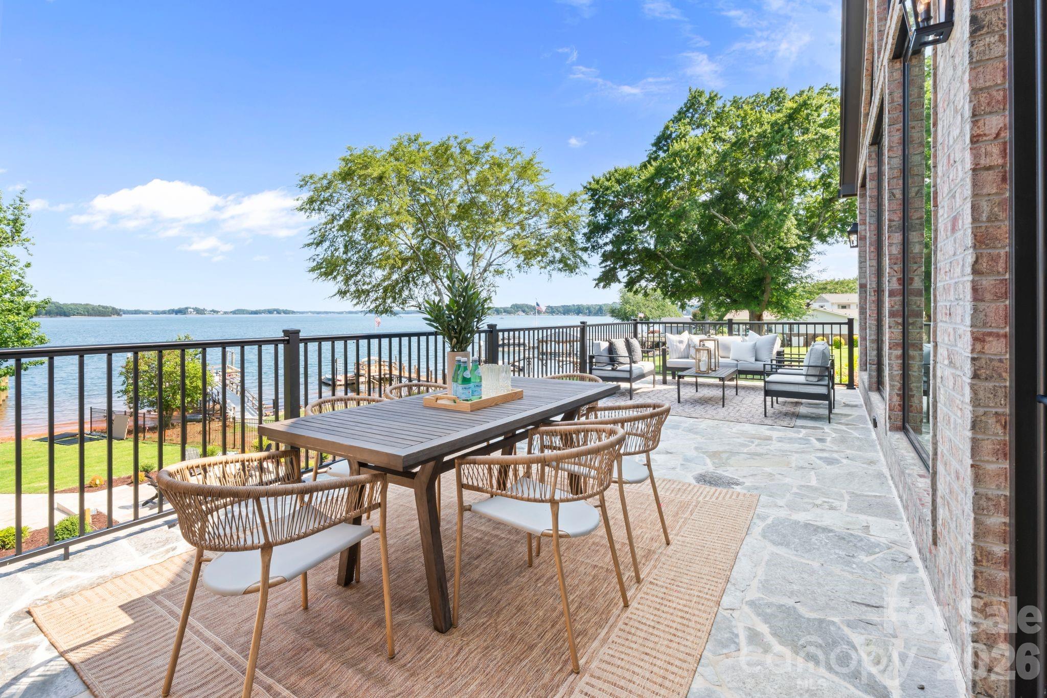 Expansive back deck - 2494 Primm Road, Denver
