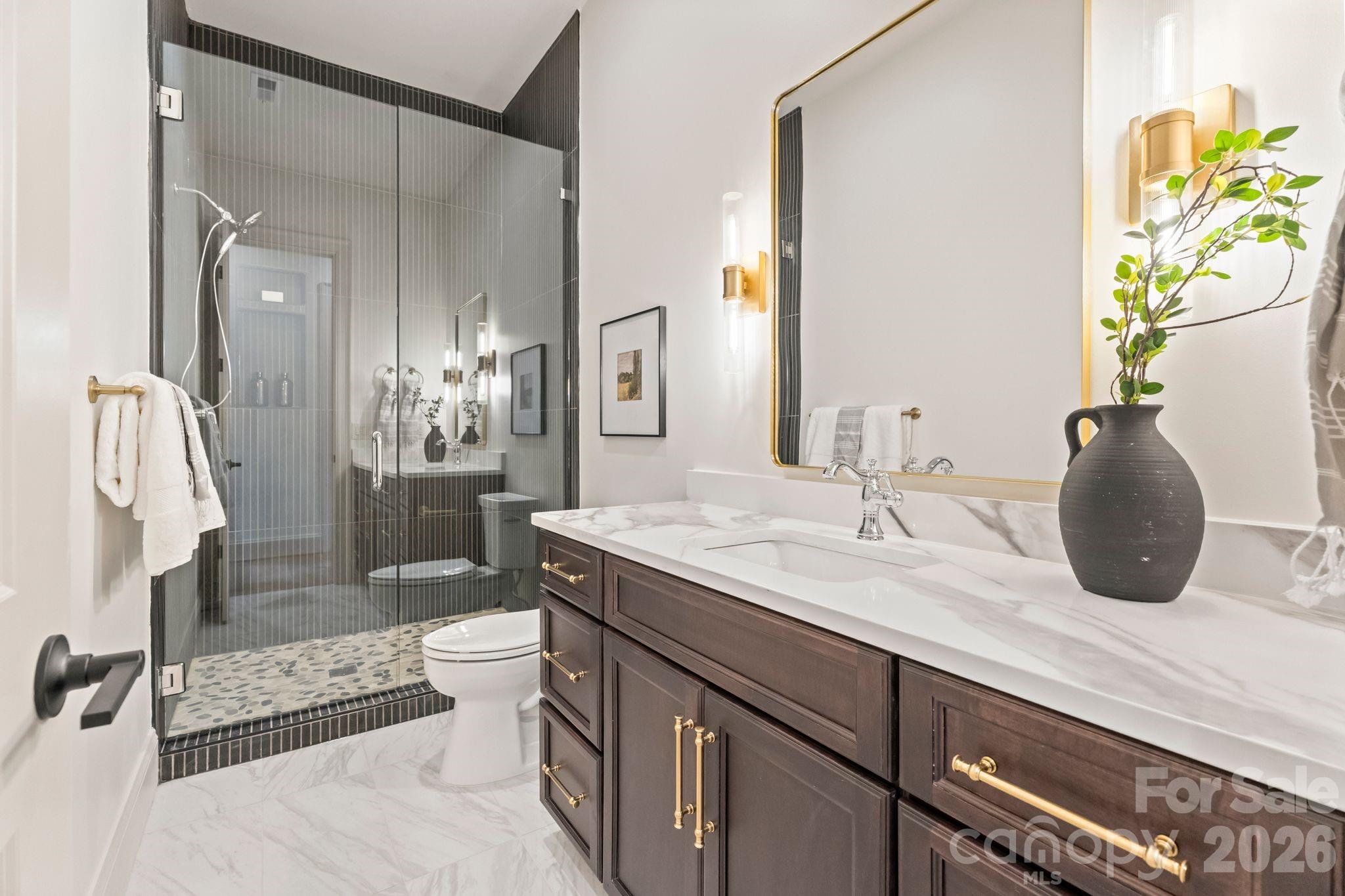 Main level full bath - 2494 Primm Road, Denver