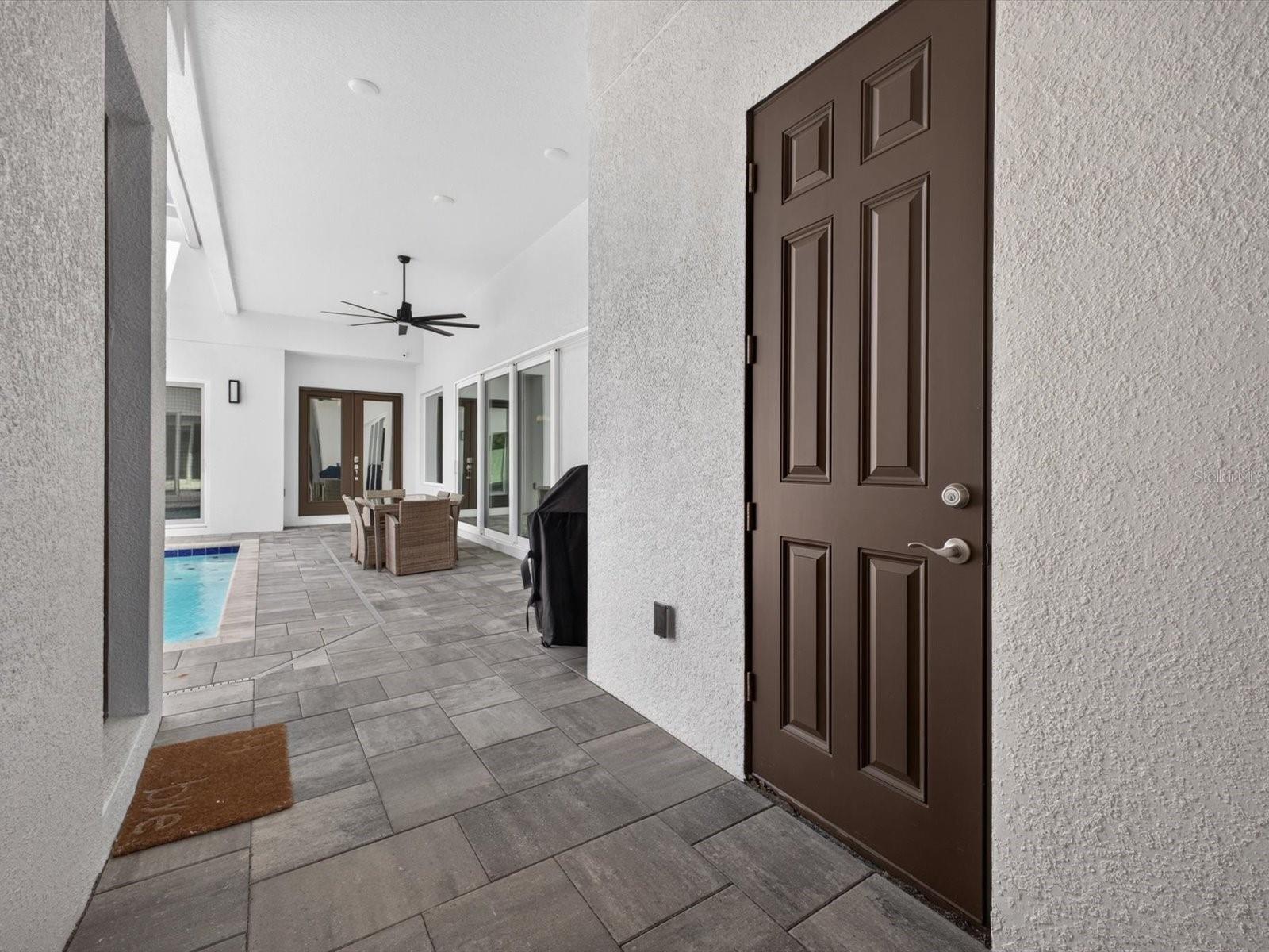 View from Entry - 196 HAMPTON LOOP, DAVENPORT