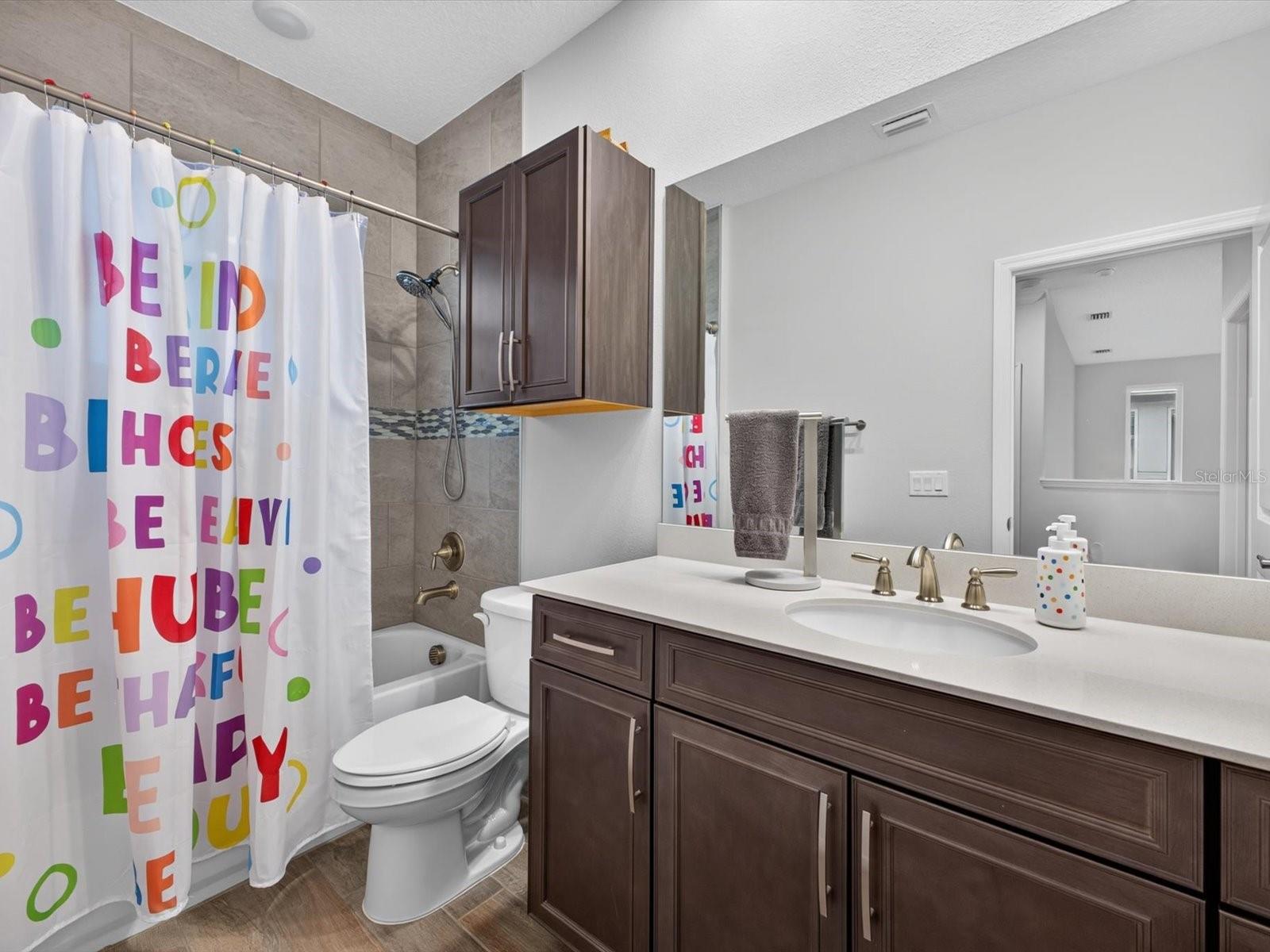 Bathroom 4 accessible from loft - 196 HAMPTON LOOP, DAVENPORT