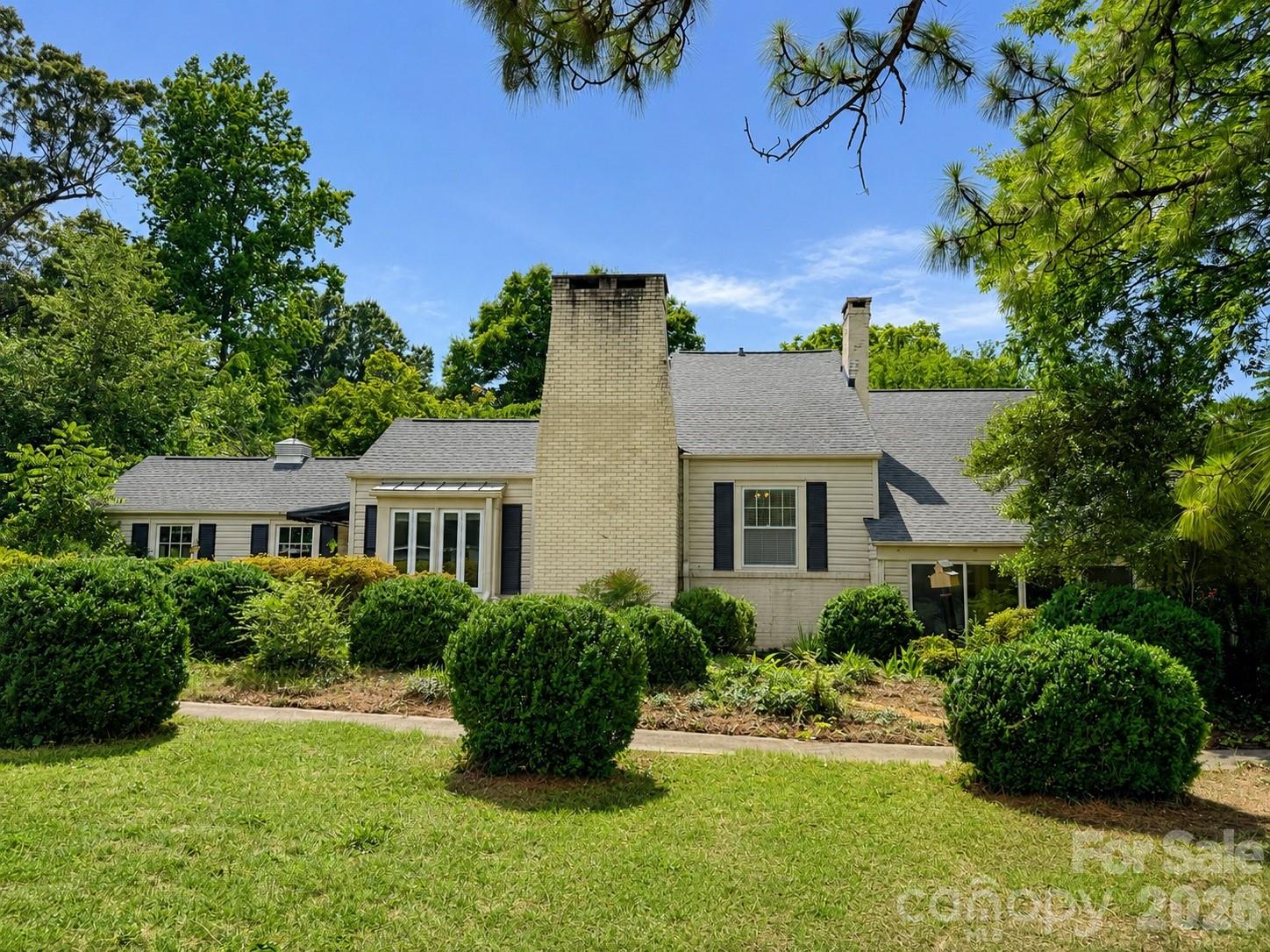 Single Family Residence at 404 Fairview Drive, Lexington, photo 36 of 42