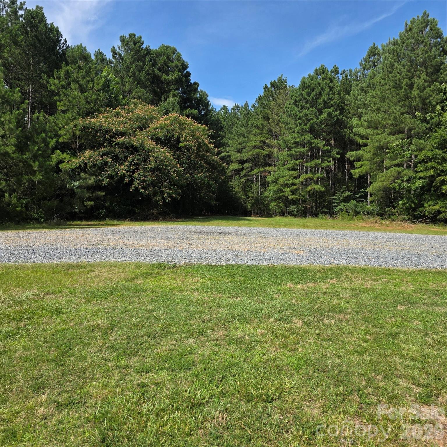 Single Family Residence at 6901 Potter Road S, Waxhaw, photo 8 of 47