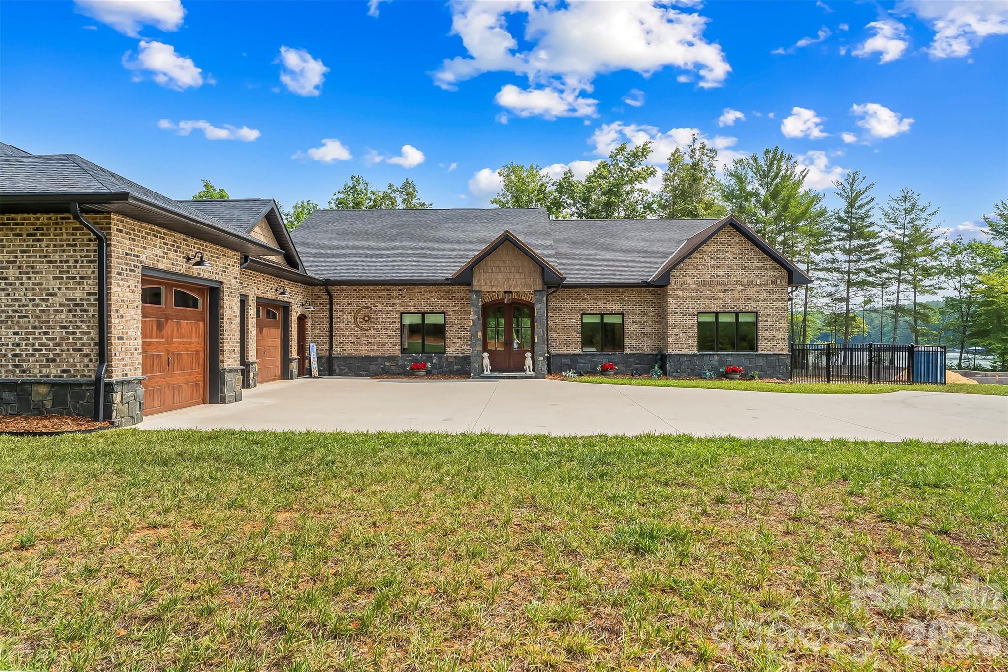 Single Family Residence at 95 Linville View Drive, Nebo, photo 3 of 39