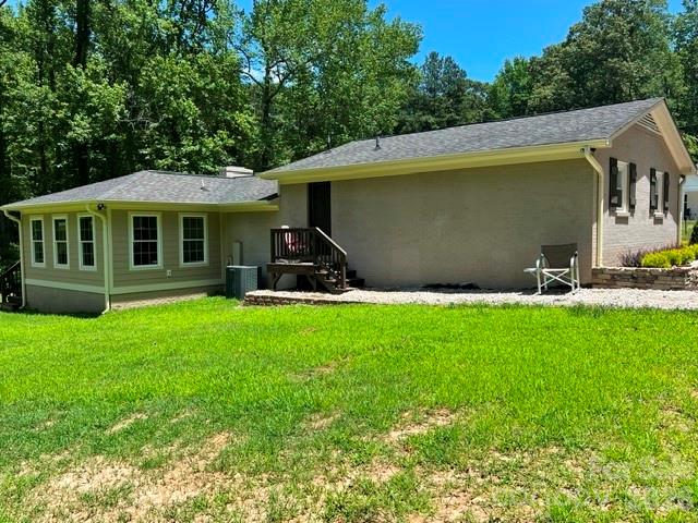 Single Family Residence at 903 N 8th Street, Bessemer City, photo 4 of 16