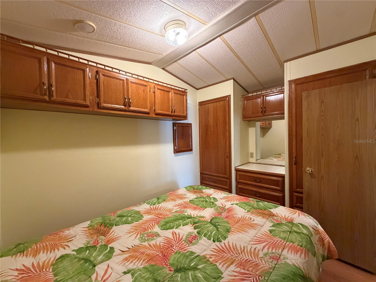 Manufactured Home at 538 CENTER CREST BLVD, DAVENPORT, photo 15 of 28