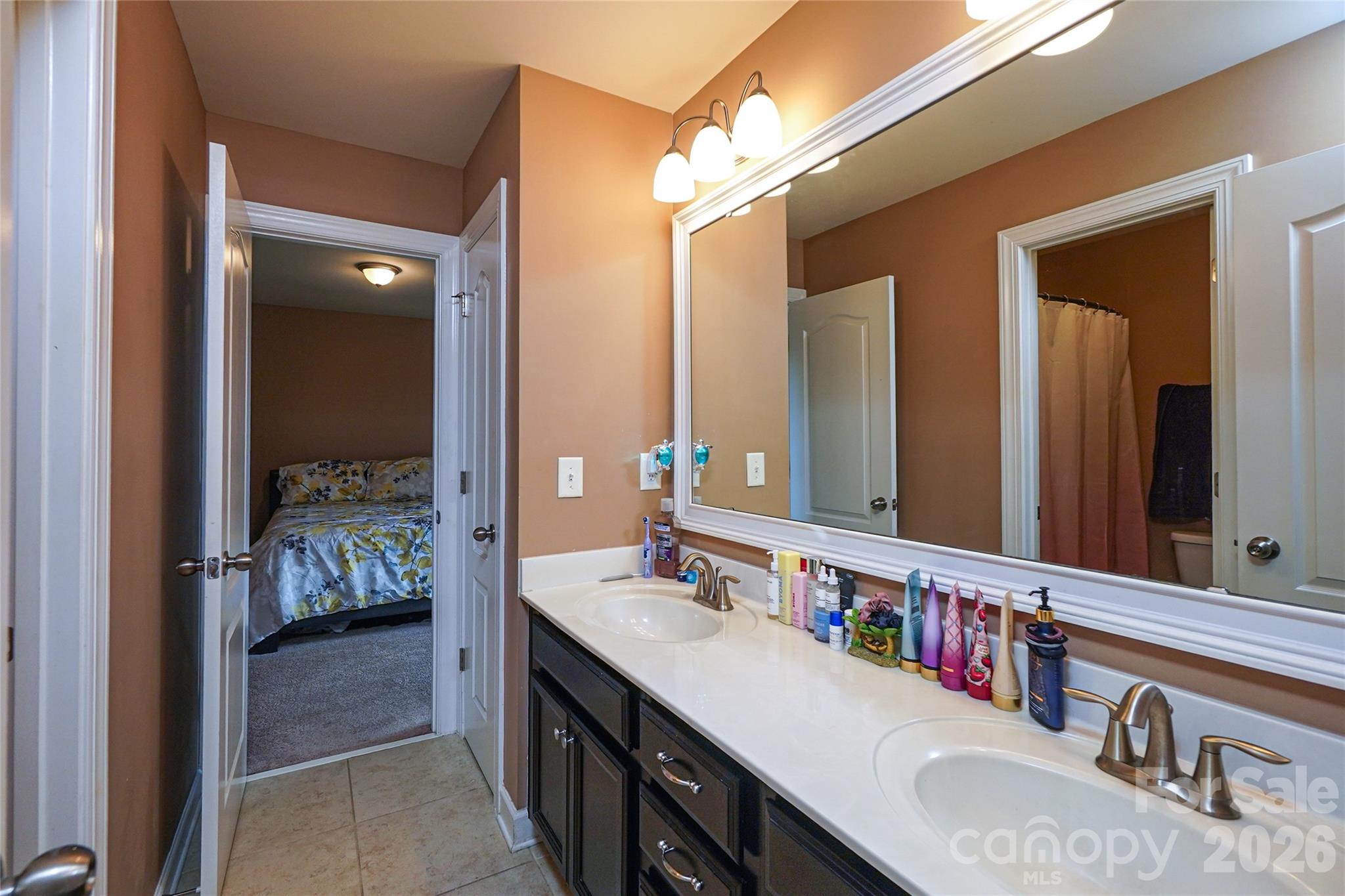 Ensuite bath - 1238 Stonecrest Boulevard, Fort Mill