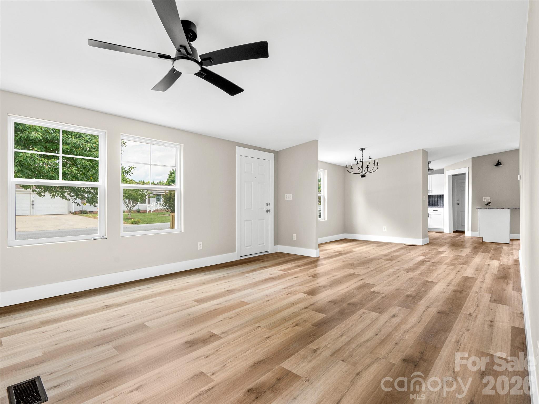 Single Family Residence at 448 Riverwind Drive, Hendersonville, photo 23 of 43