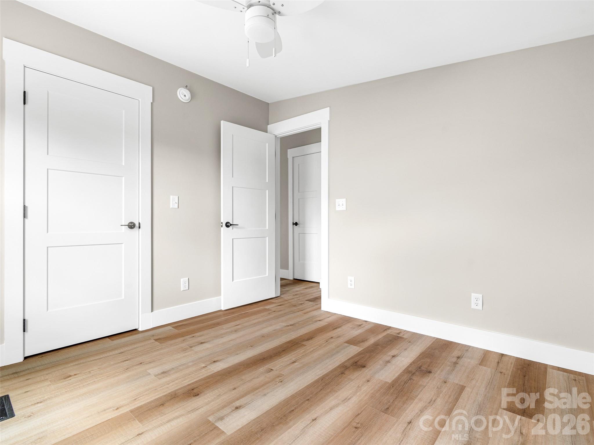 Single Family Residence at 448 Riverwind Drive, Hendersonville, photo 29 of 43