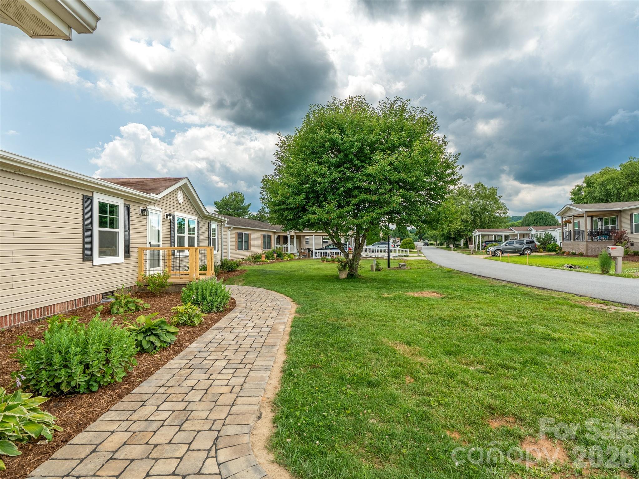 Single Family Residence at 448 Riverwind Drive, Hendersonville, photo 41 of 43