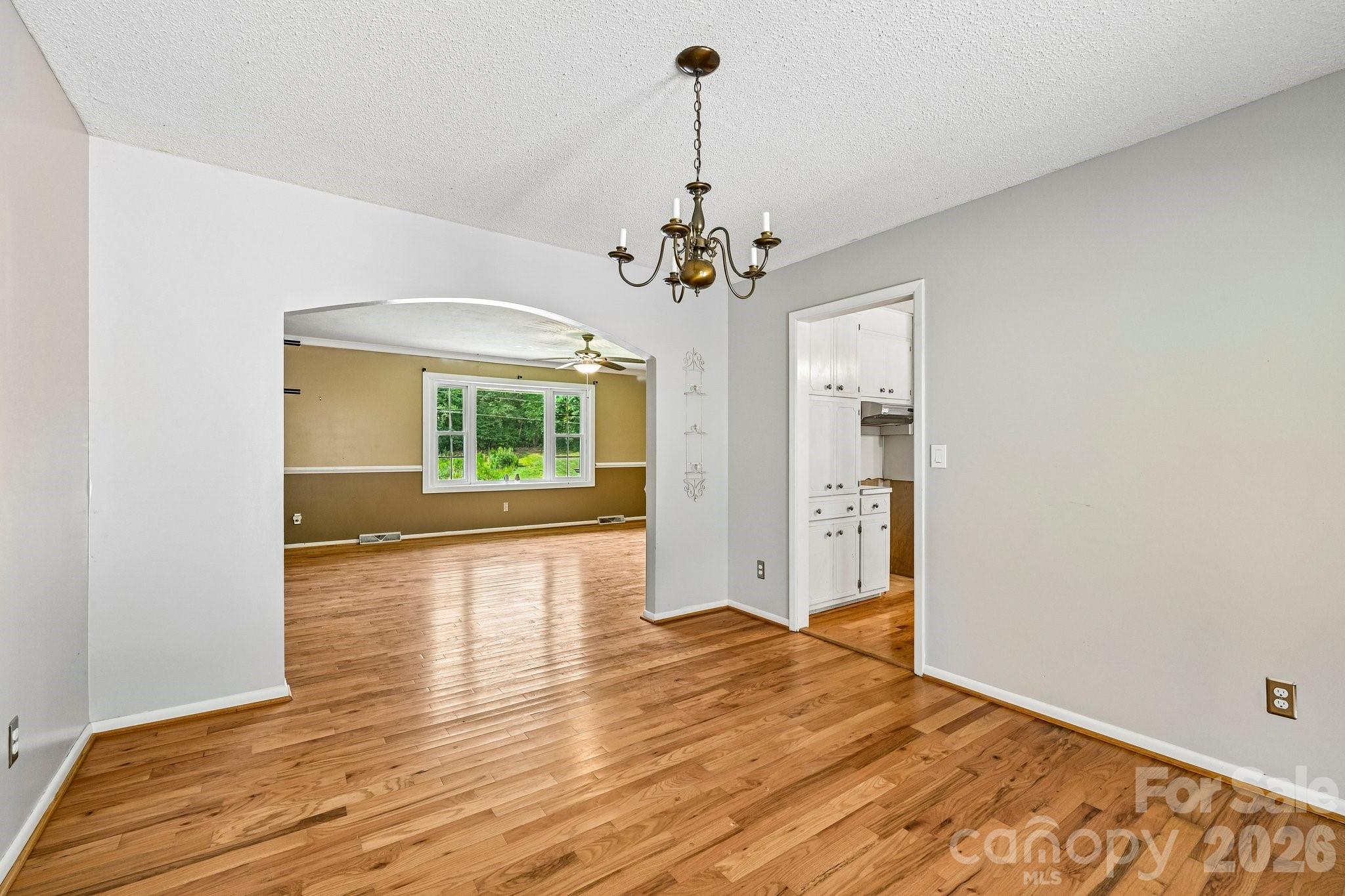 Single Family Residence at 8417 Rolling Hills Avenue, Hickory, photo 17 of 42