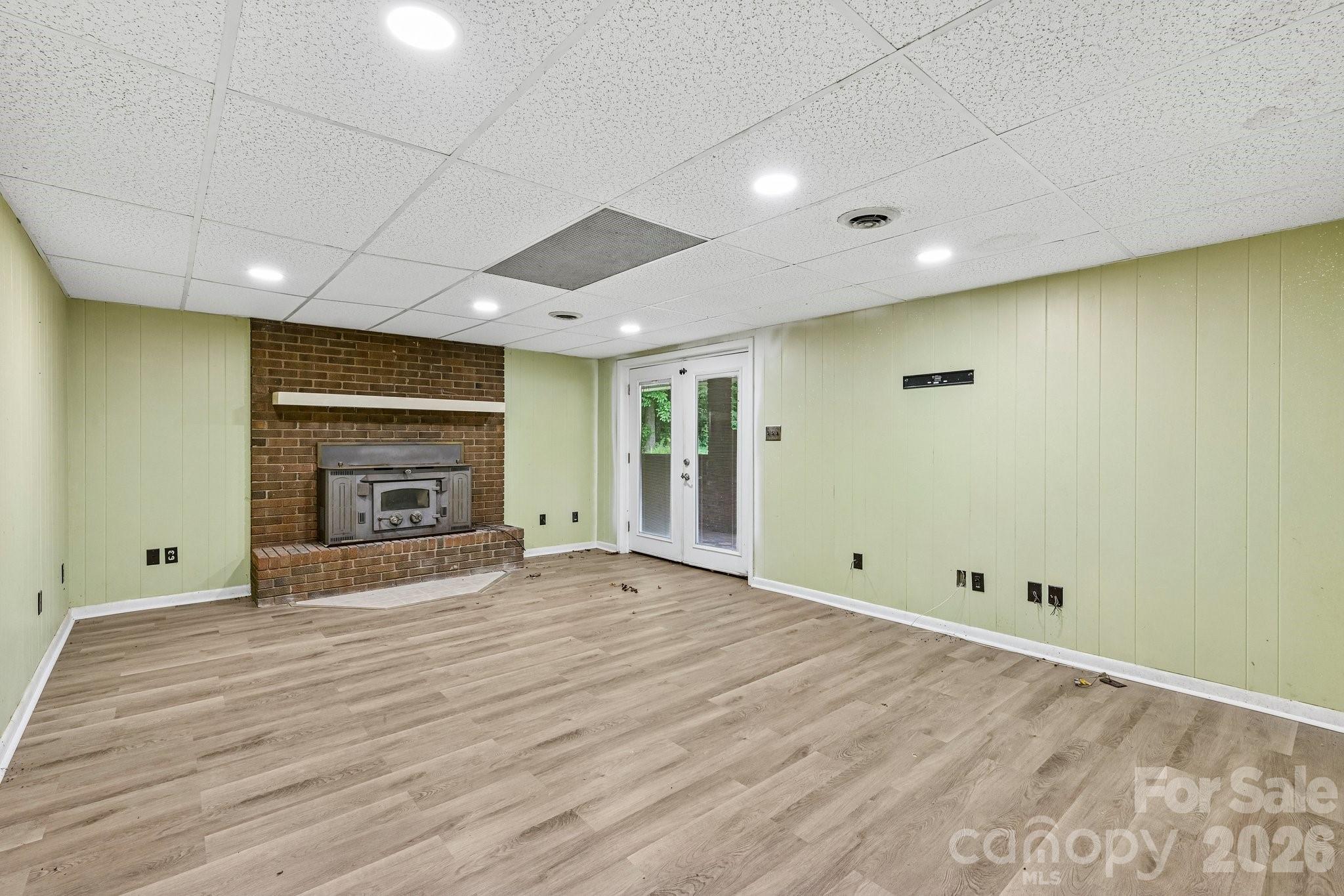 Single Family Residence at 8417 Rolling Hills Avenue, Hickory, photo 27 of 42