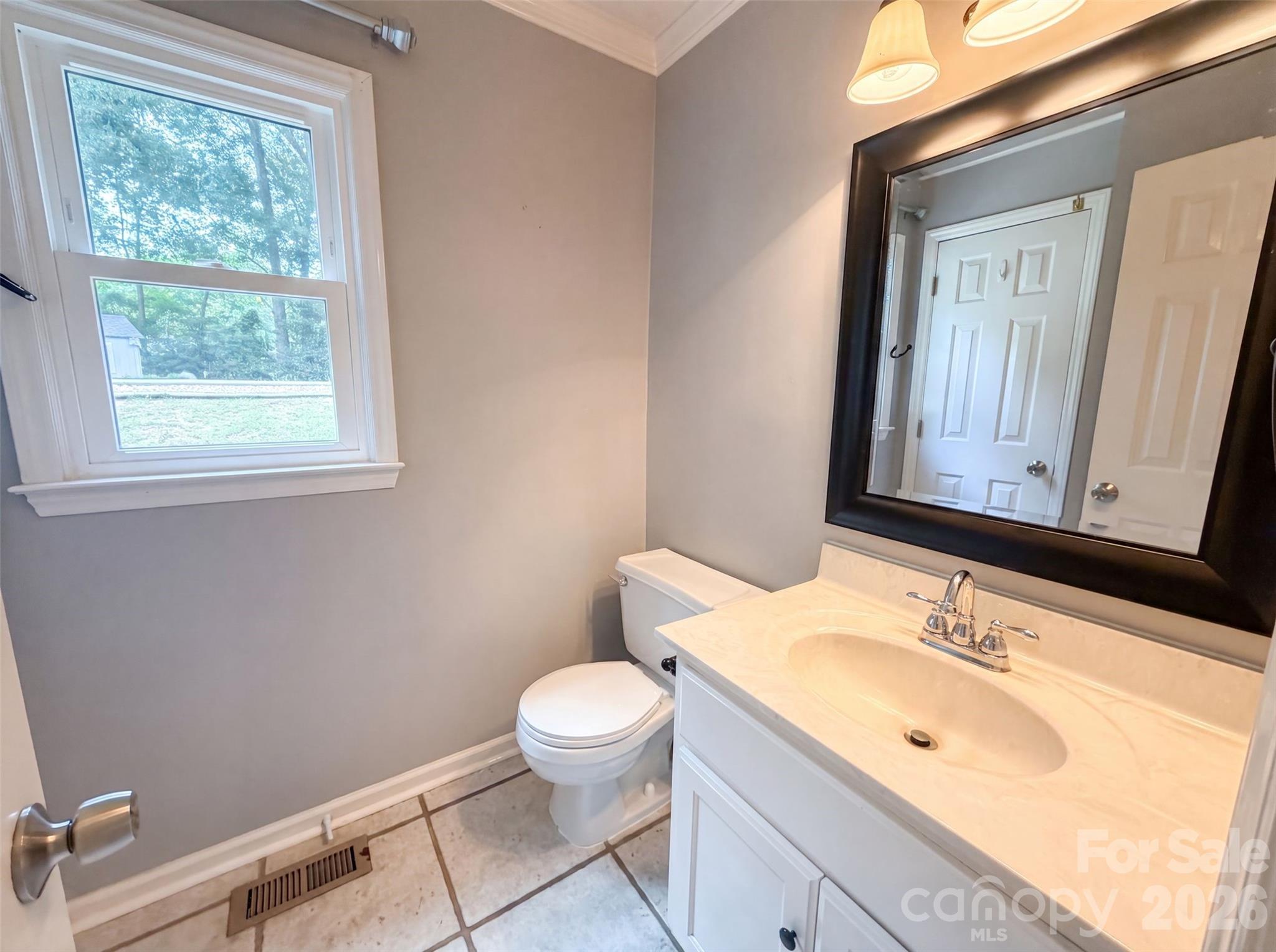 Single Family Residence at 1148 Blossom Terrace, Fort Mill, photo 11 of 19