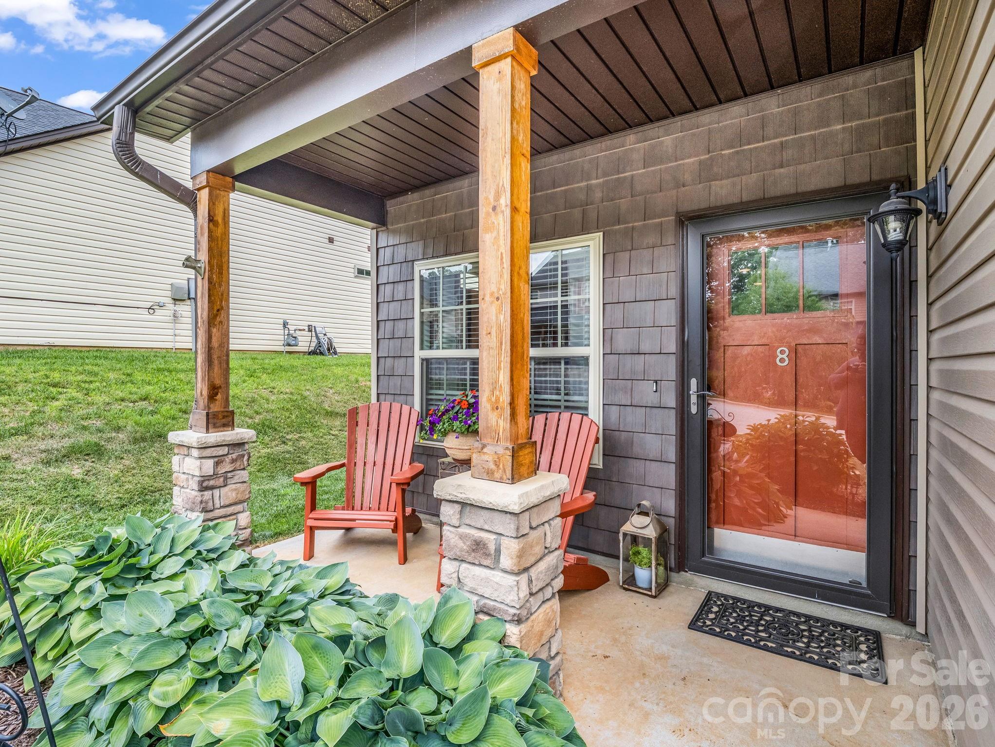 Welcome to 8 Mallard Run! - 8 Mallard Run Drive, Arden