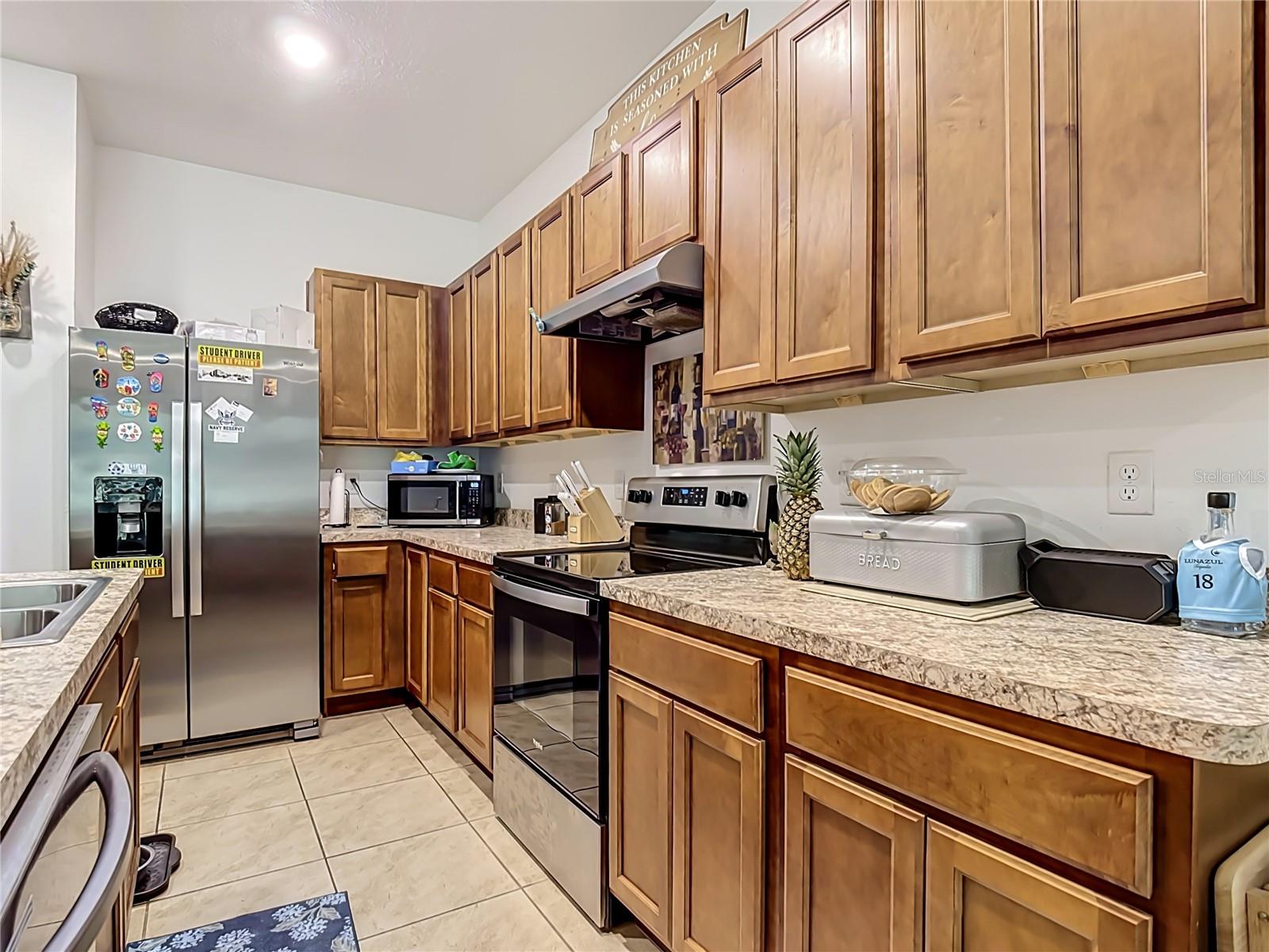 Townhouse at 1229 YELLOW FINCH DR, DAVENPORT, photo 6 of 21