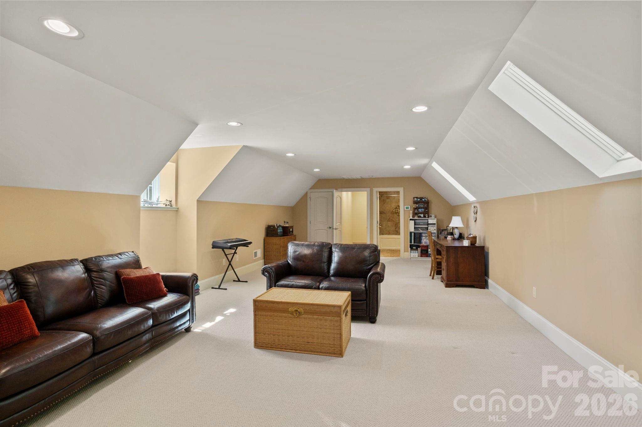 Single Family Residence at 132 Pinnacle Peak Lane, Flat Rock, photo 31 of 48