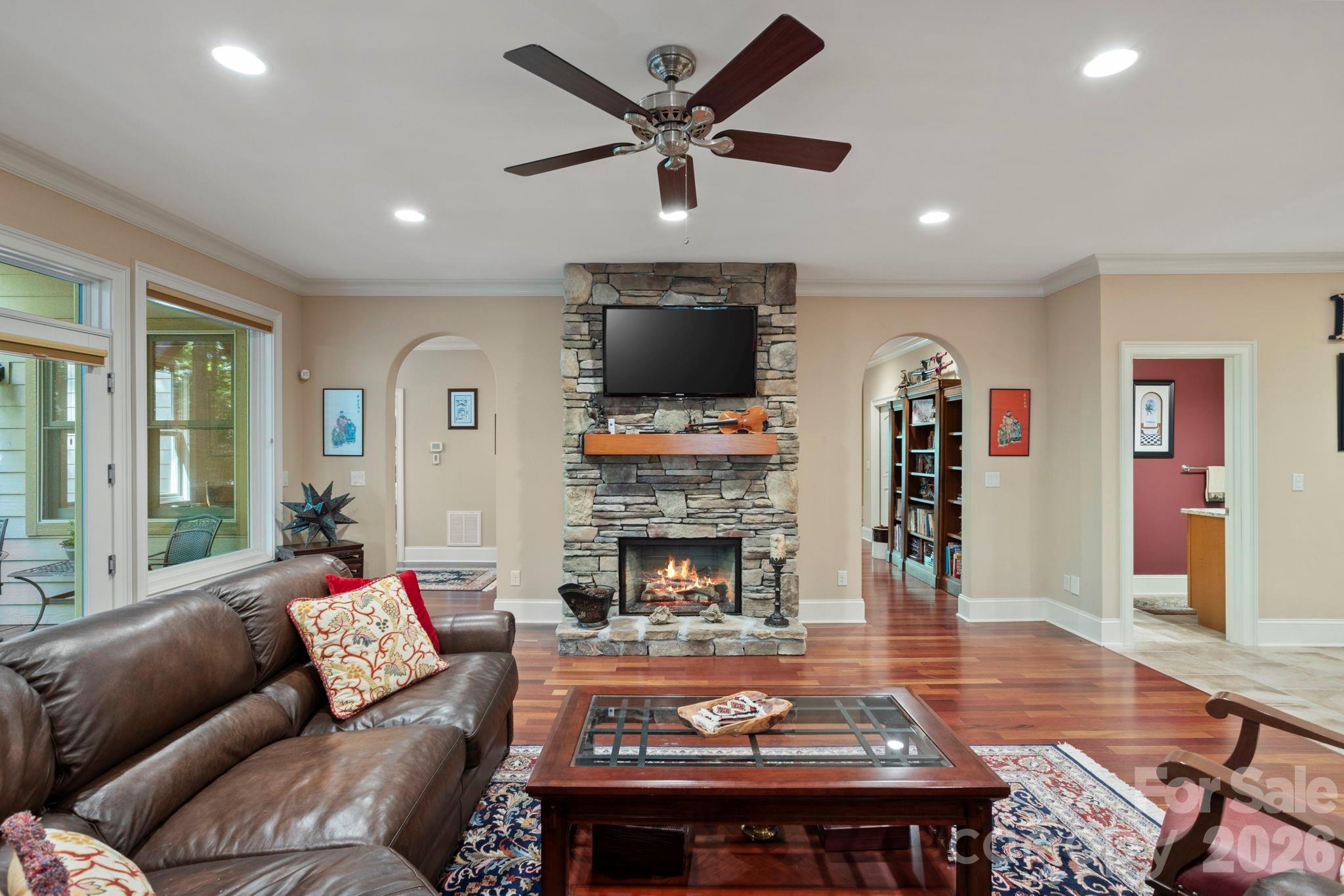 Single Family Residence at 132 Pinnacle Peak Lane, Flat Rock, photo 40 of 48