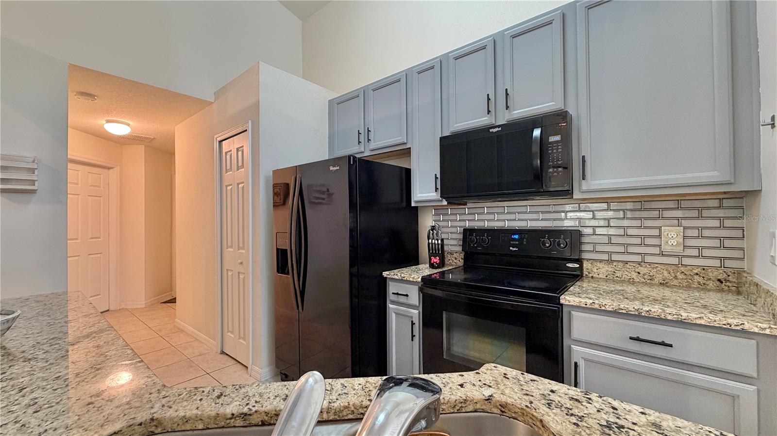 Single Family Residence at 2513 DHARMA CIR, KISSIMMEE, photo 7 of 31