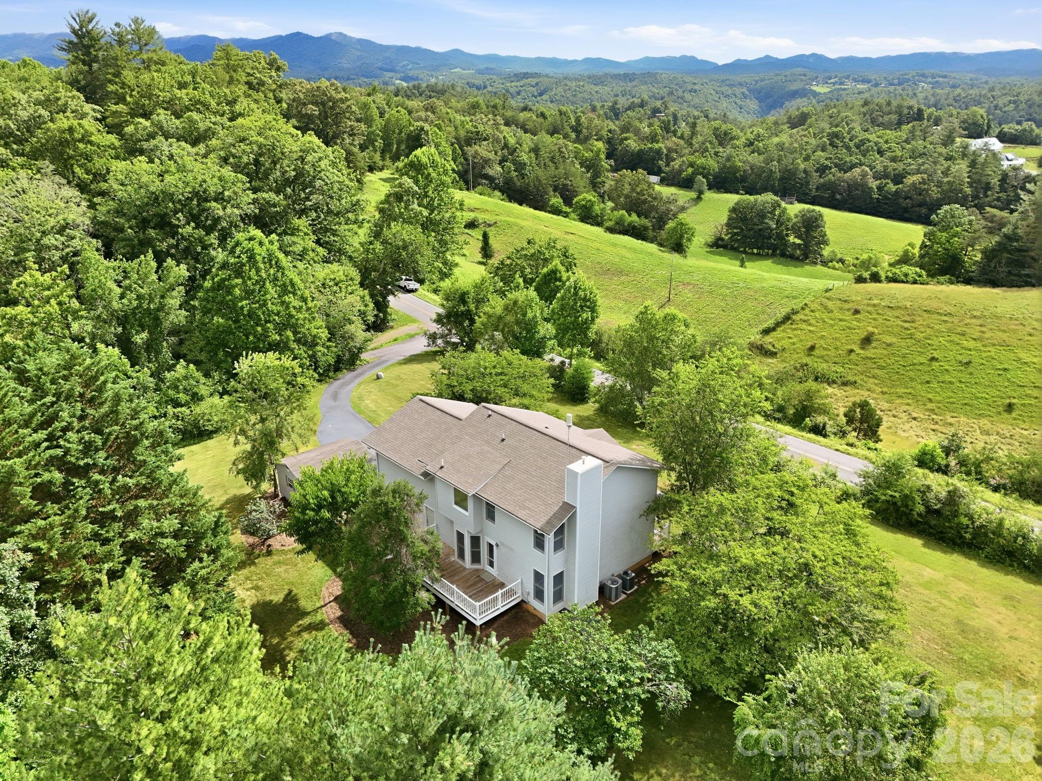 Surrounded by mountain ranges - 1091 WINDSWEPT RIDGE Road, Marshall