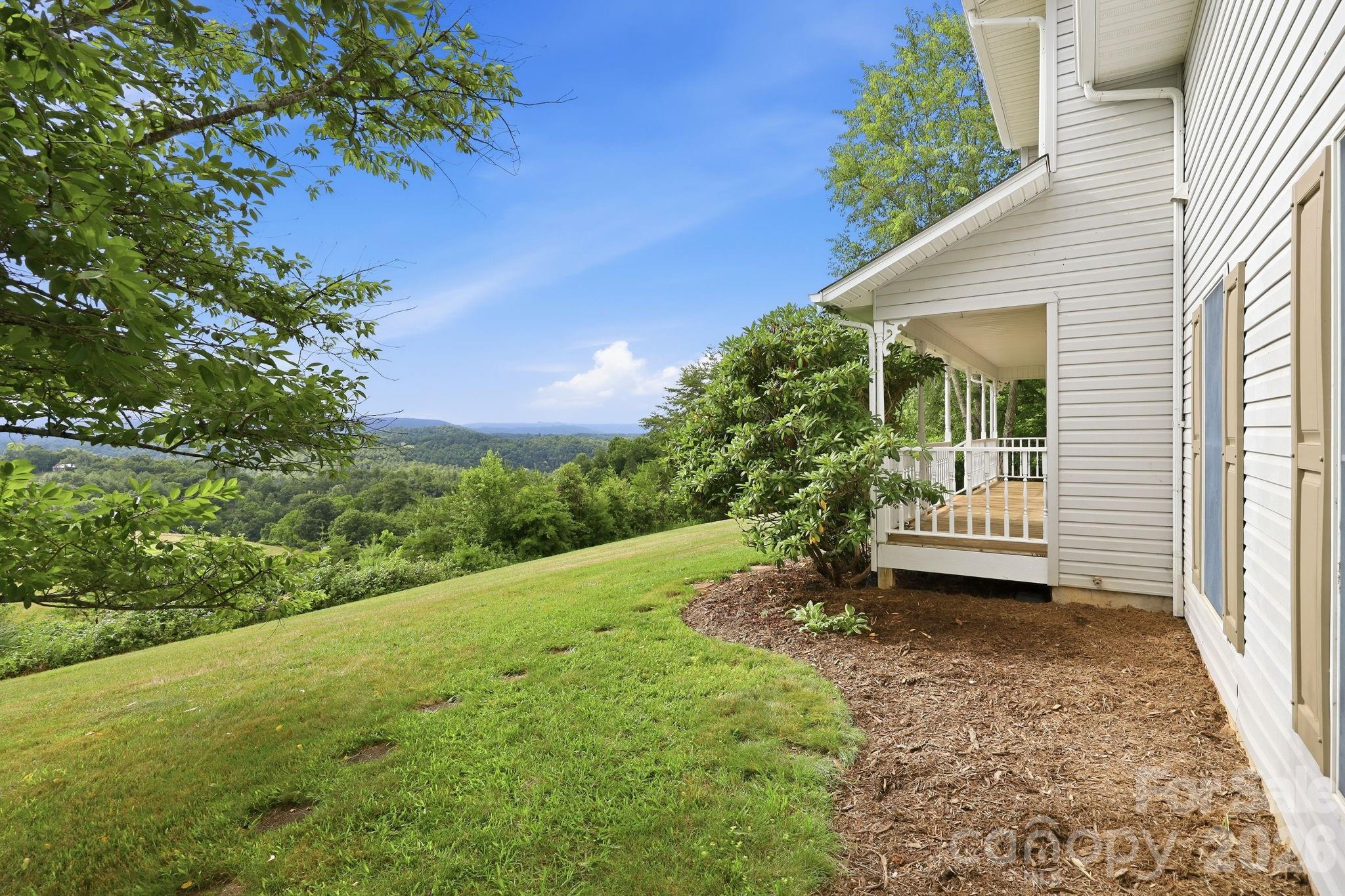 From driveway to front porch - 1091 WINDSWEPT RIDGE Road, Marshall