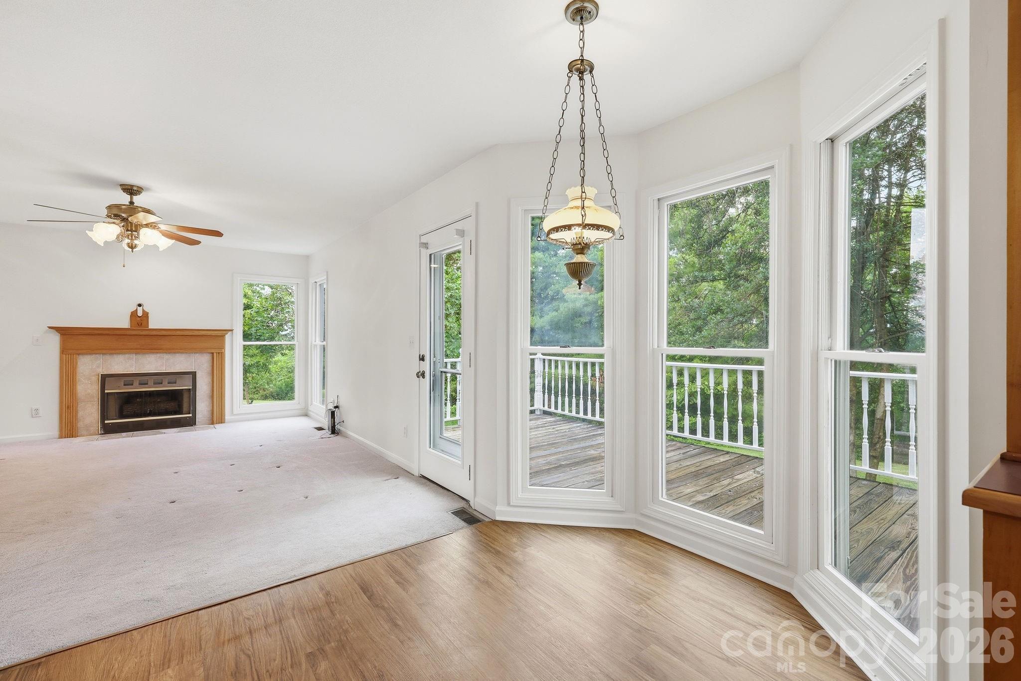 From kitchen into Family Room - 1091 WINDSWEPT RIDGE Road, Marshall