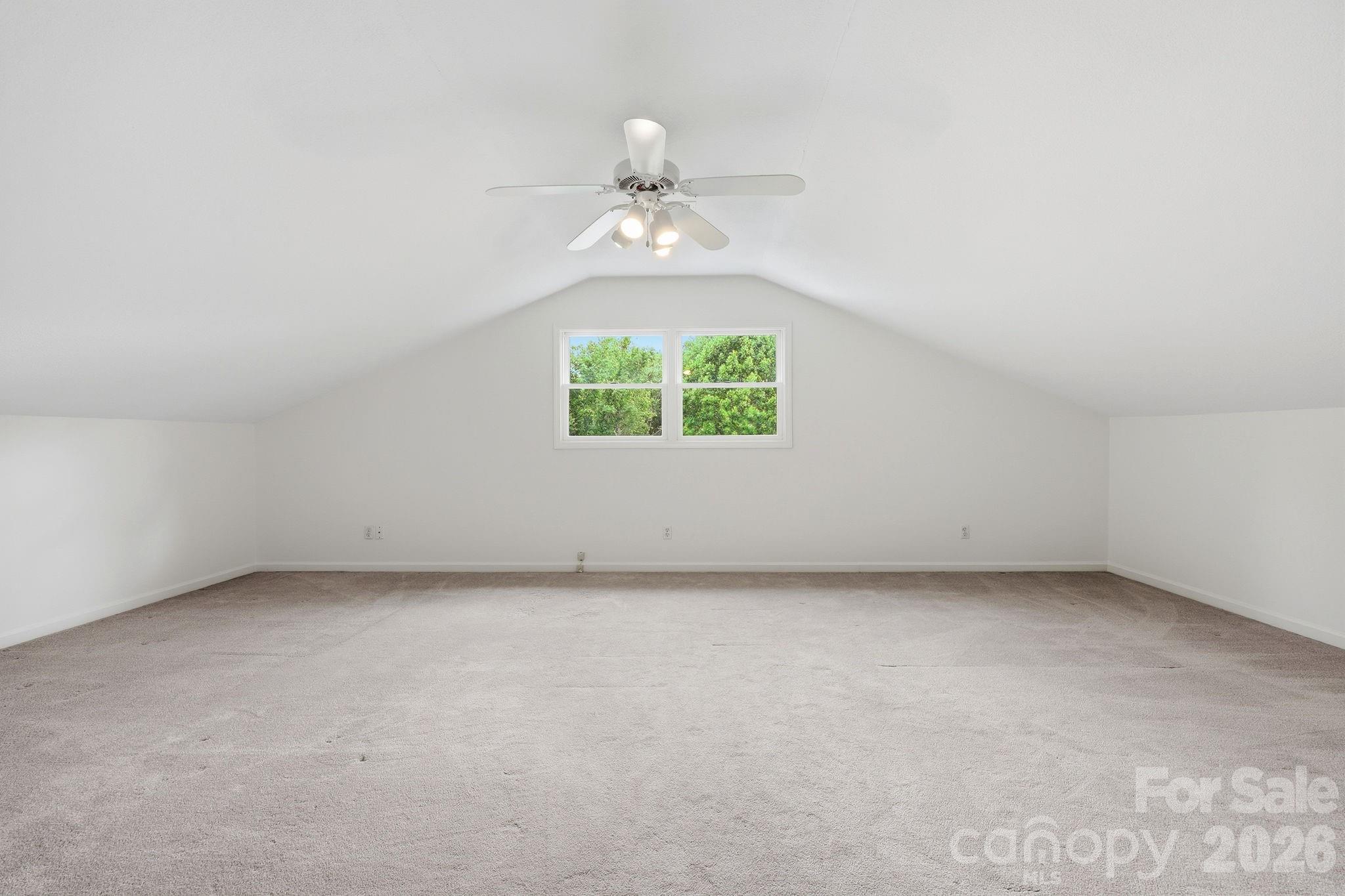 Bonus Room-Upstairs - 1091 WINDSWEPT RIDGE Road, Marshall