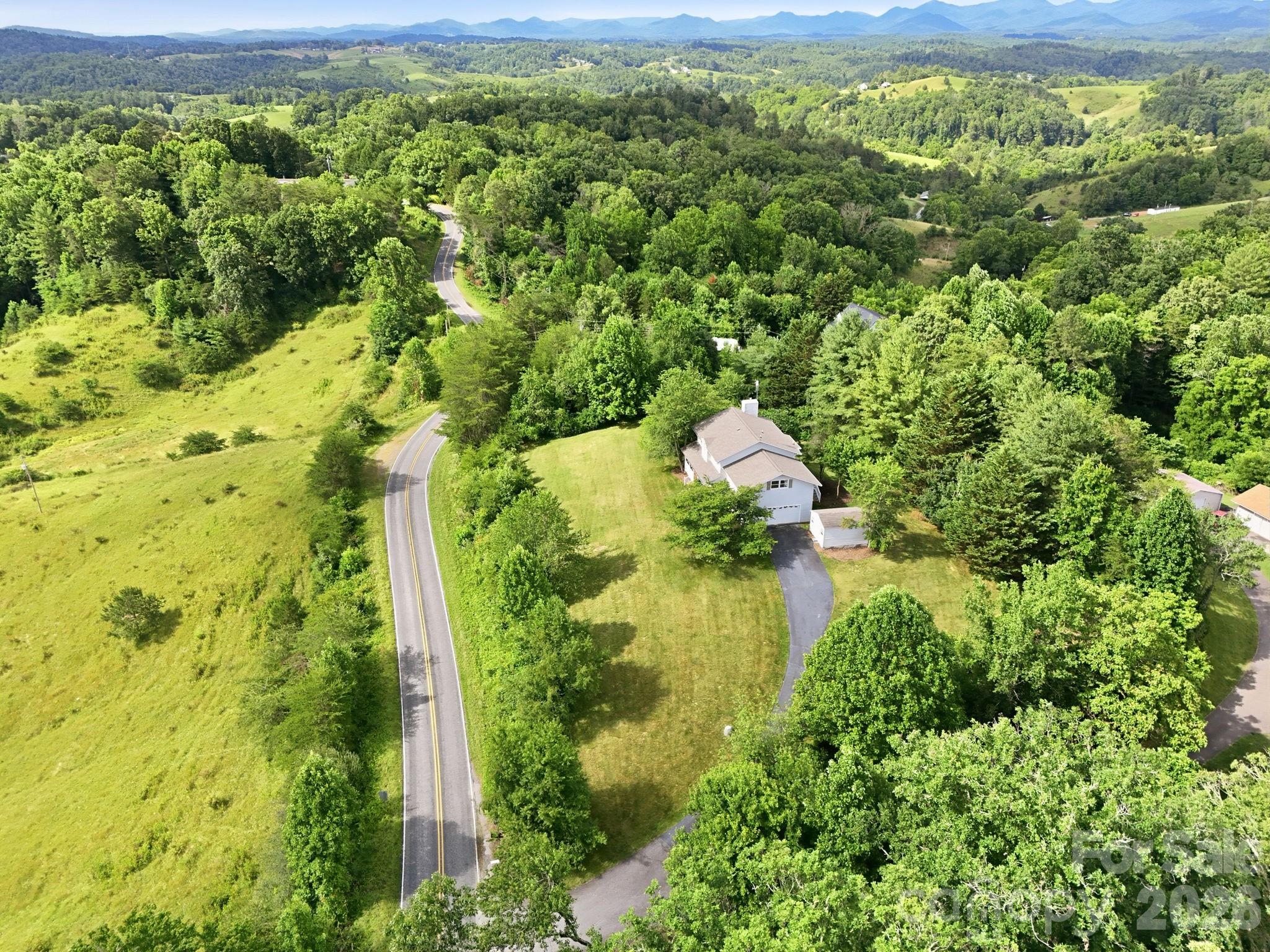 Windswept Ridge Rd to the front - 1091 WINDSWEPT RIDGE Road, Marshall