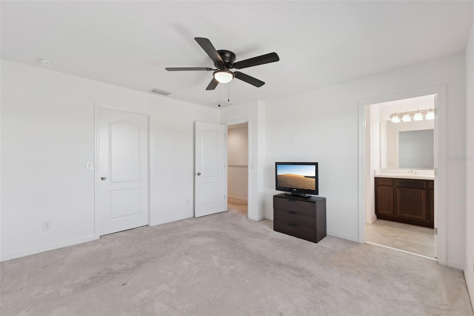 Townhouse at 318 ANNABELLE WAY, DAVENPORT, photo 12 of 42