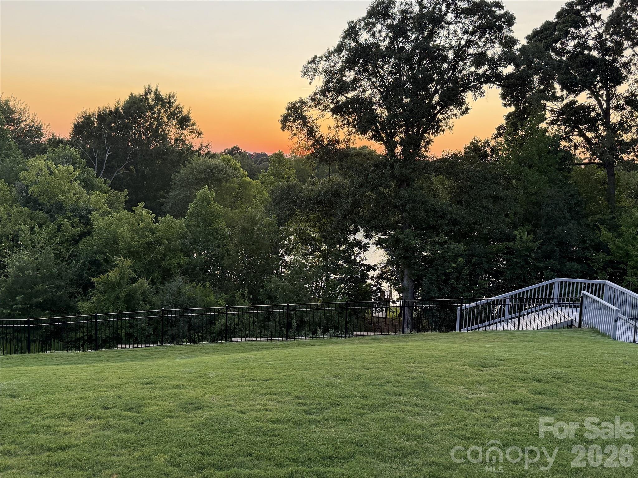 Incredible Sunset views! - 309 W Waterlynn Road, Mooresville