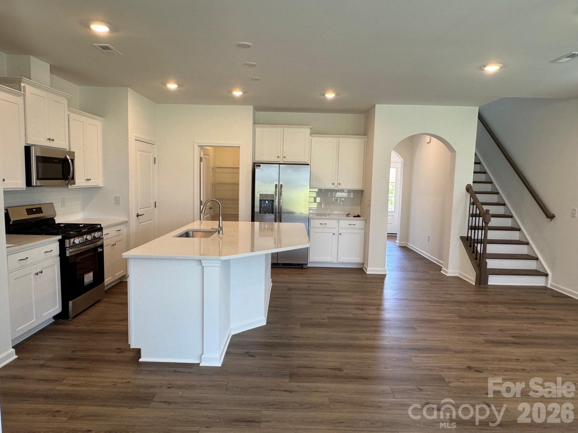 Single Family Residence at 1302 Swift Lane, Belmont, photo 5 of 14