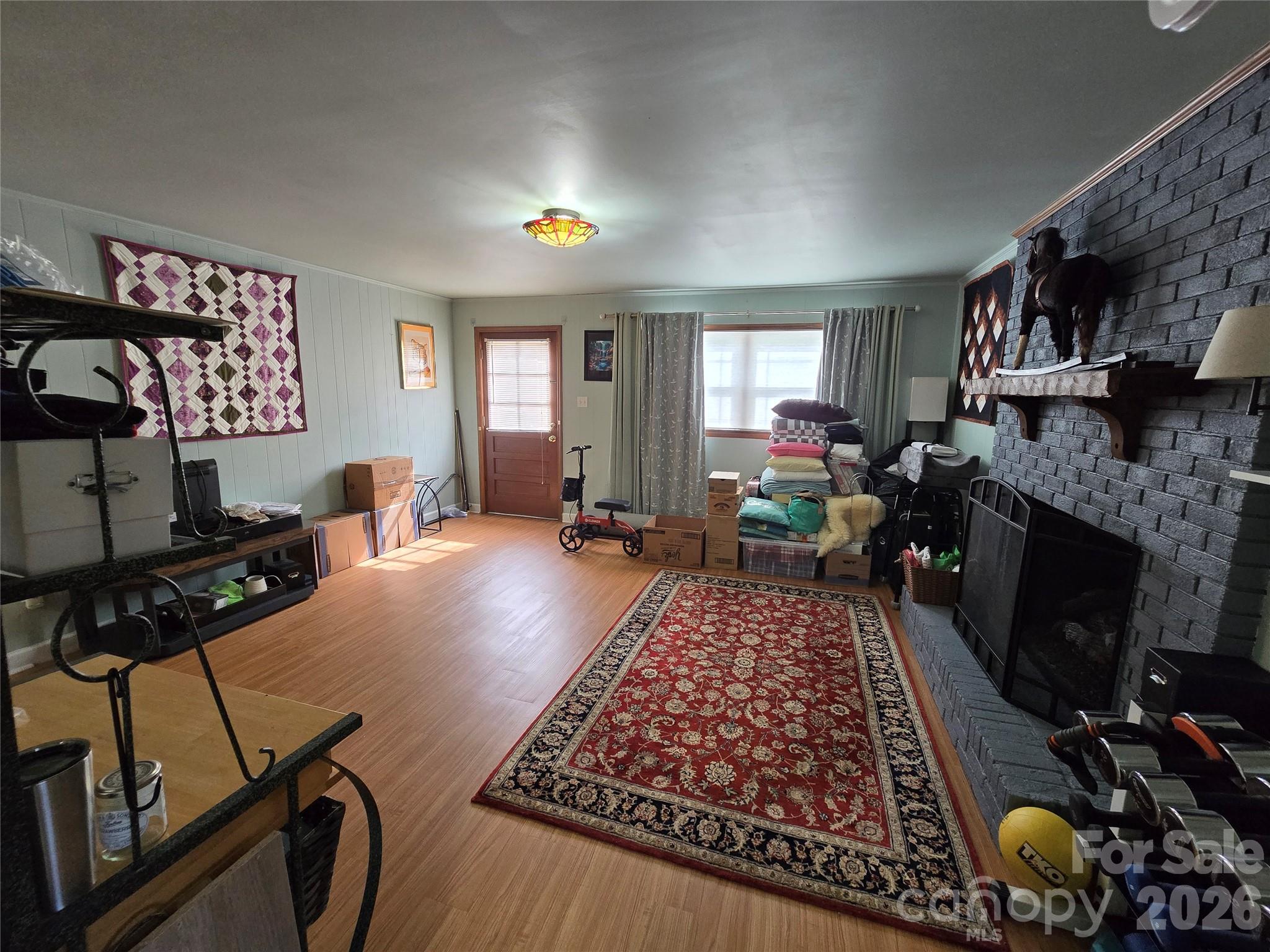 Den in Basement - 5760 Valley Field Road, Hickory