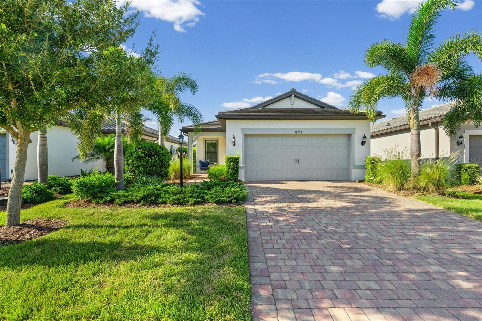 Single Family Residence at 17726 NORTHWOOD PL, BRADENTON, photo 2 of 59