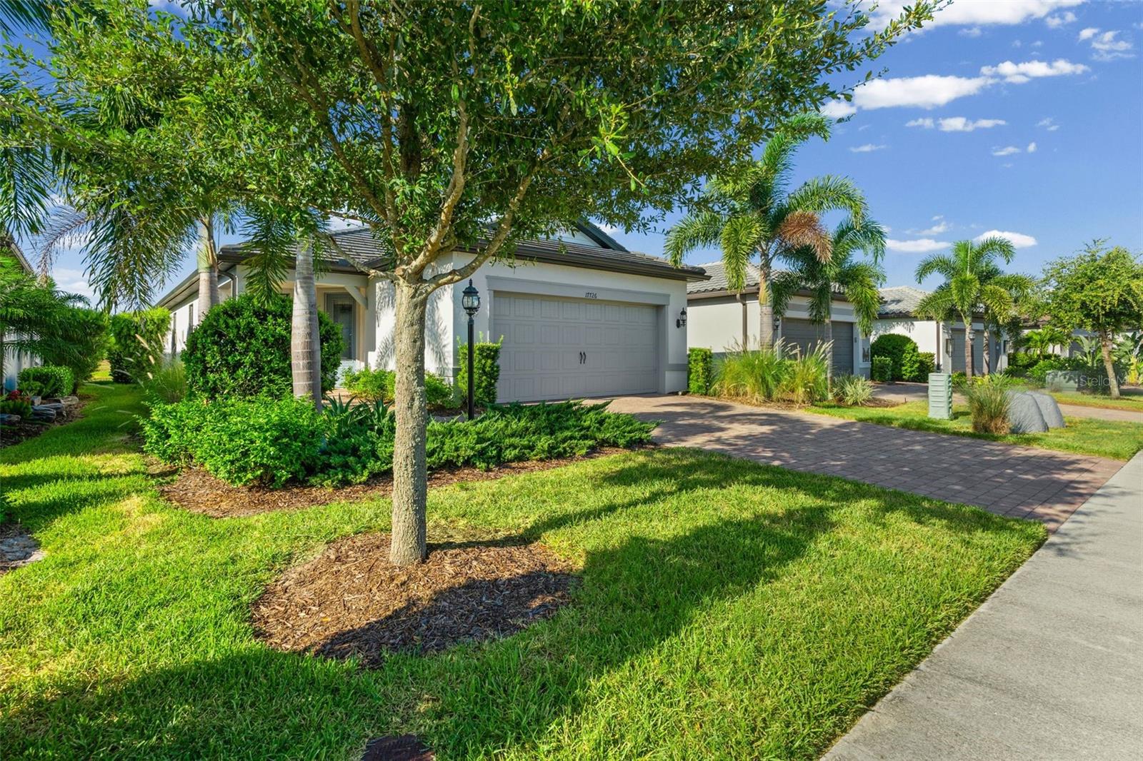 Single Family Residence at 17726 NORTHWOOD PL, BRADENTON, photo 3 of 59