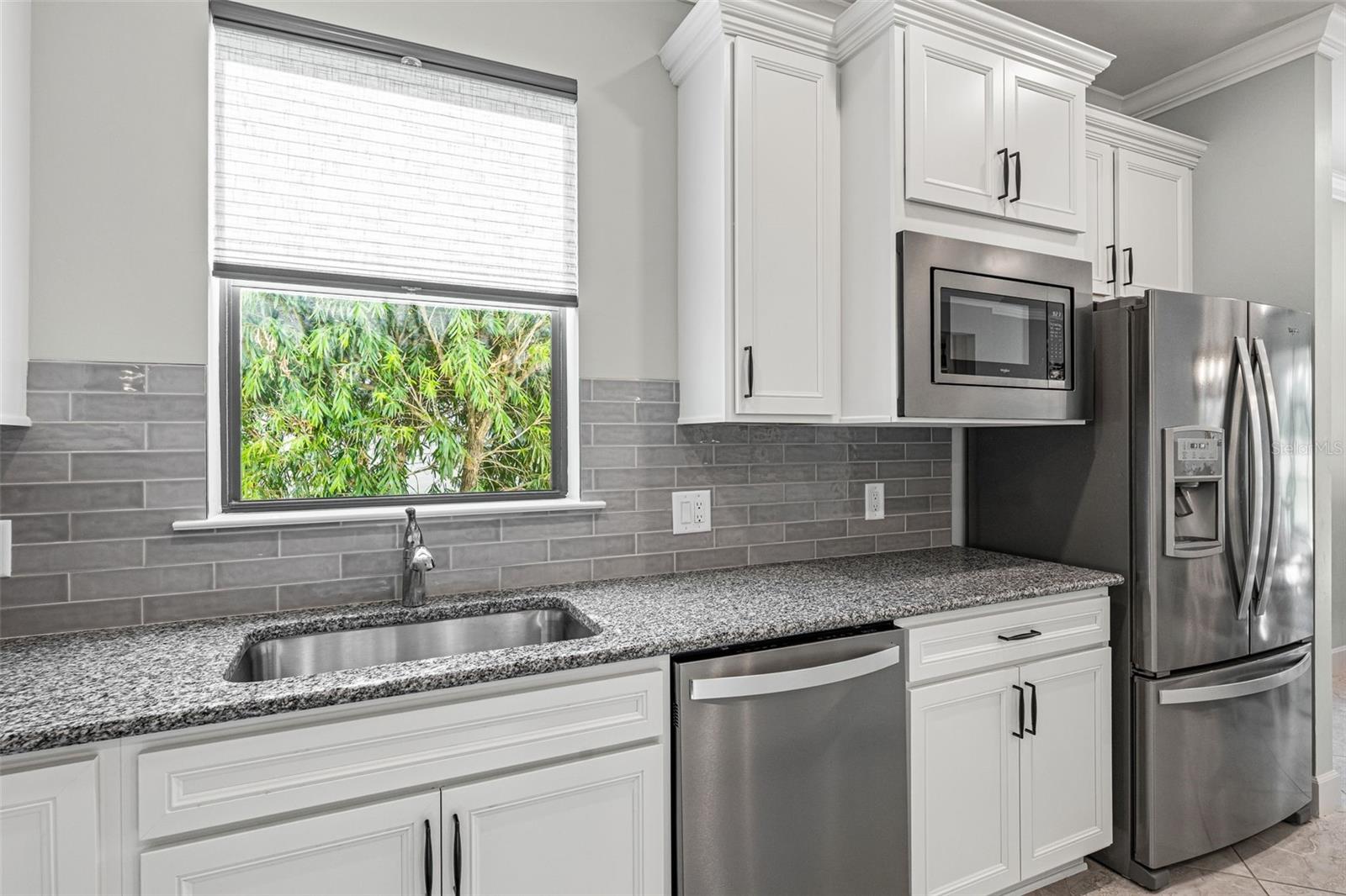 Single Family Residence at 17726 NORTHWOOD PL, BRADENTON, photo 12 of 59