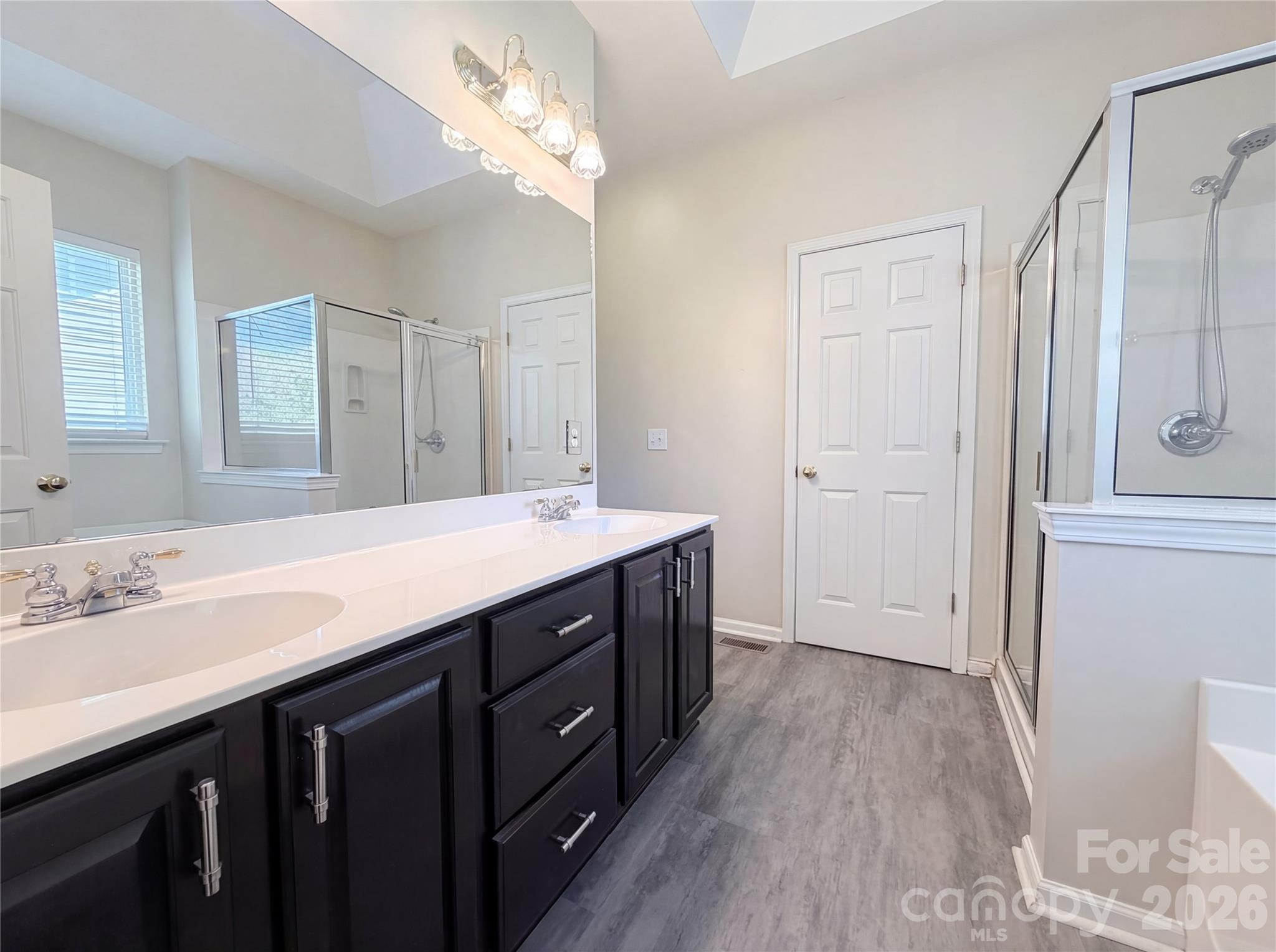 Single Family Residence at 20224 Northport Drive, Cornelius, photo 11 of 17