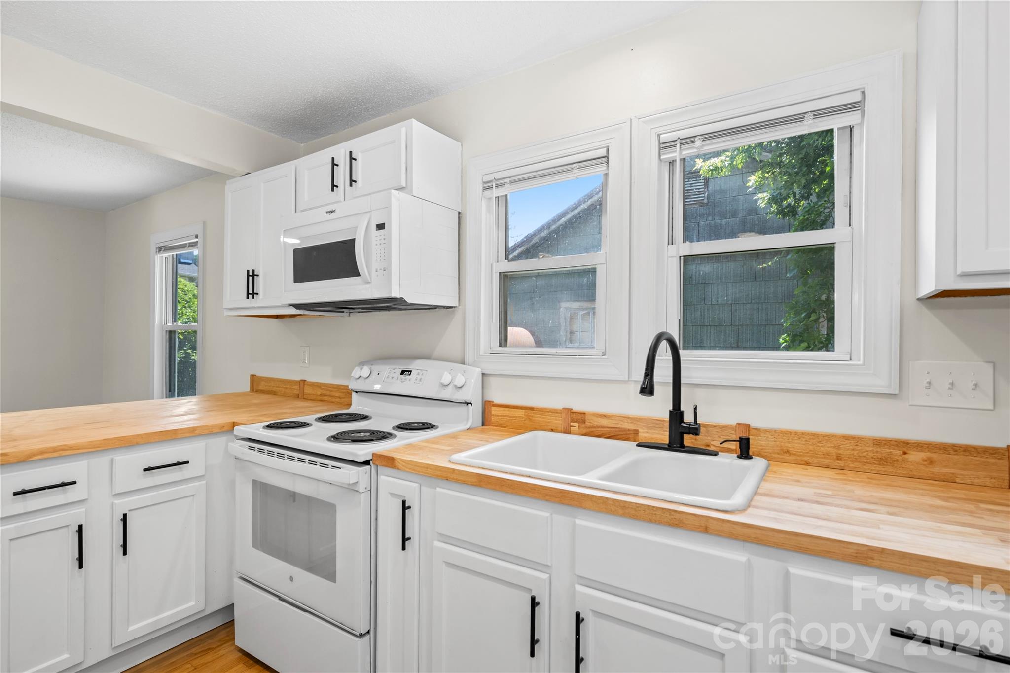 Single Family Residence at 142 Substation Road, Canton, photo 3 of 25