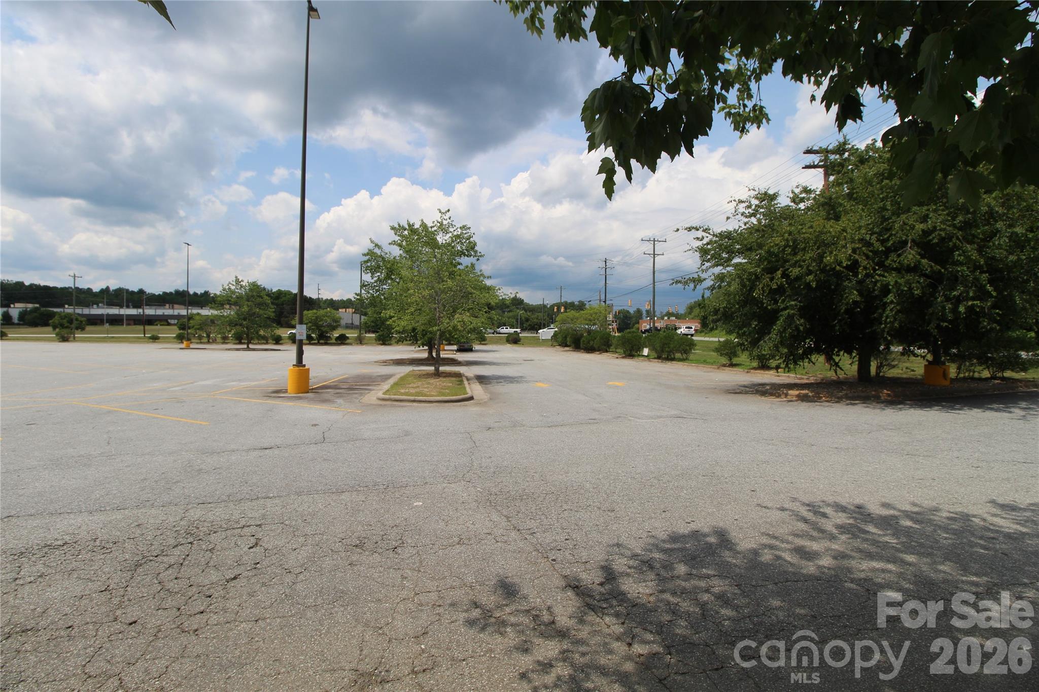 Retail at 2025 Morganton Boulevard SW, Lenoir, photo 5 of 9
