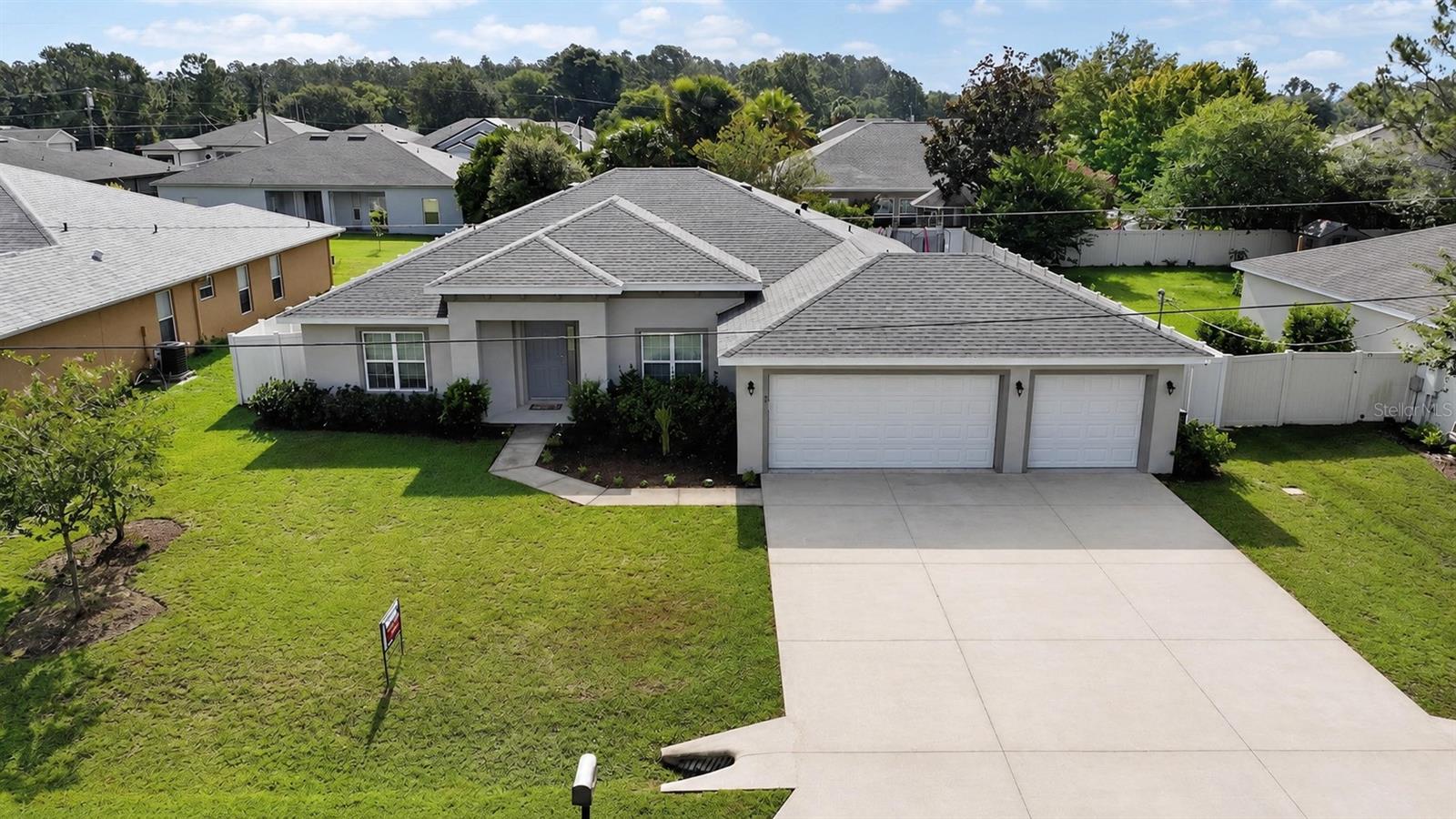 5 LYNTON PL