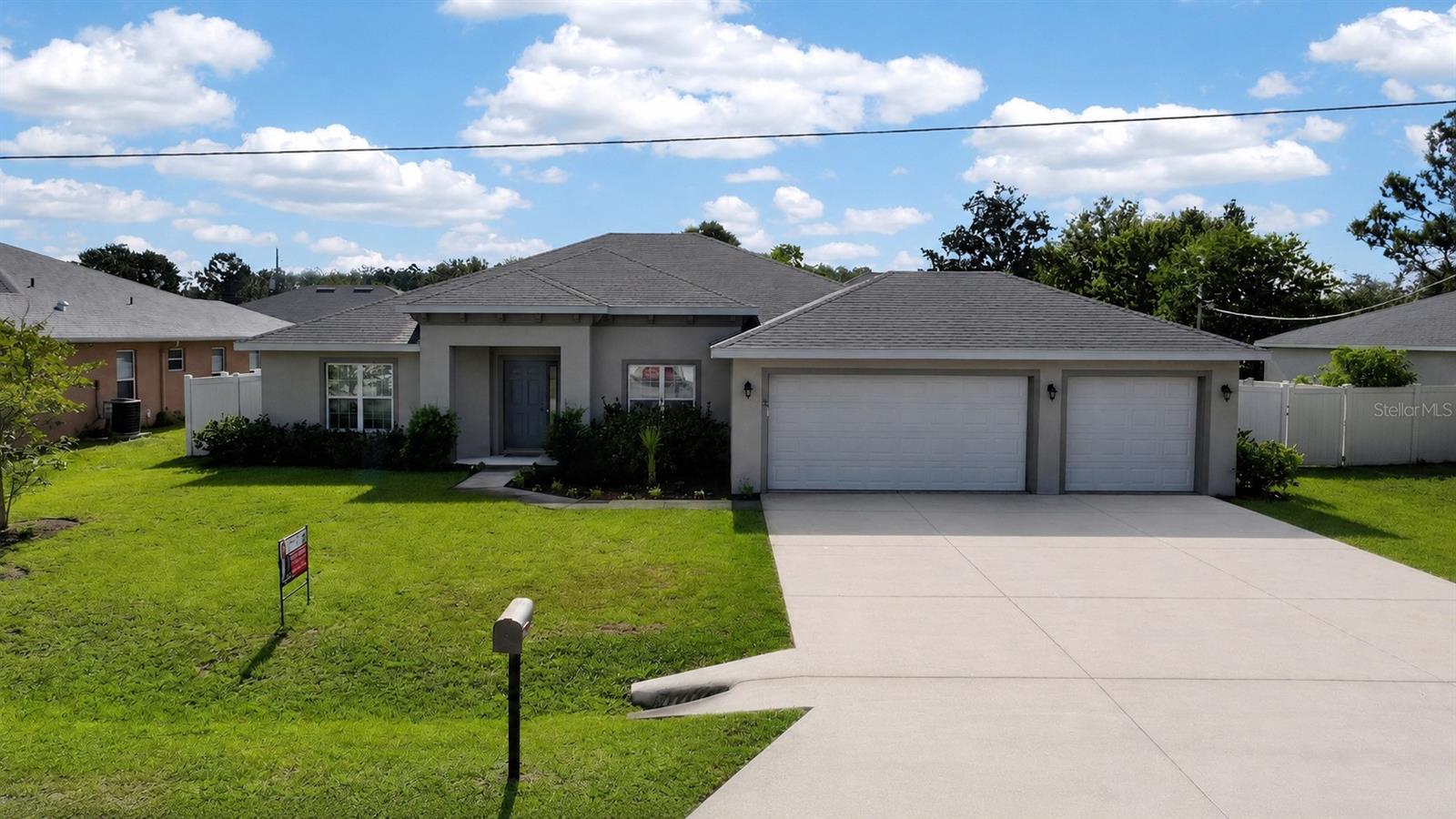 Single Family Residence at 5 LYNTON PL, PALM COAST, photo 2 of 48