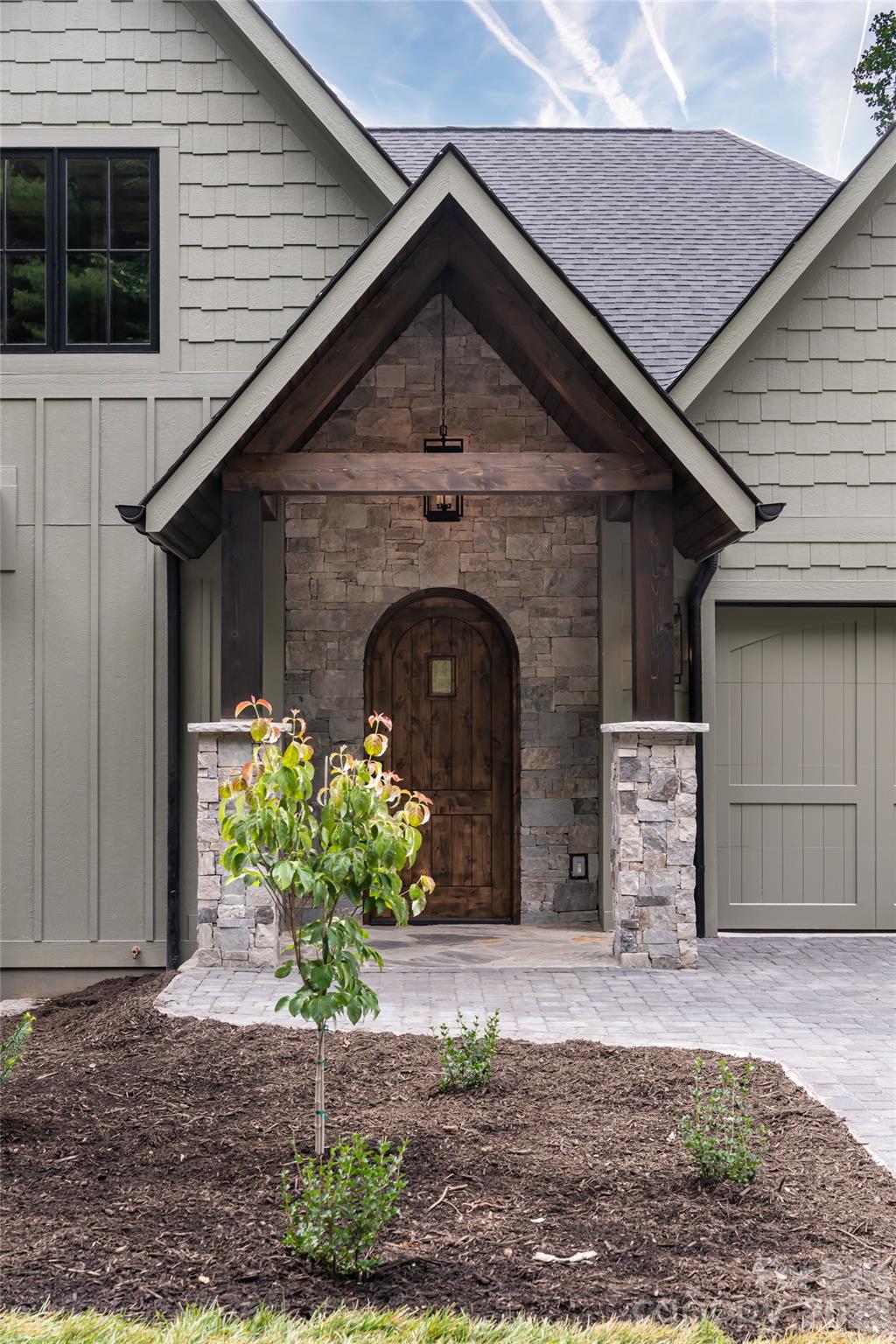 Entryway - 58 Blackgum Court, Hendersonville