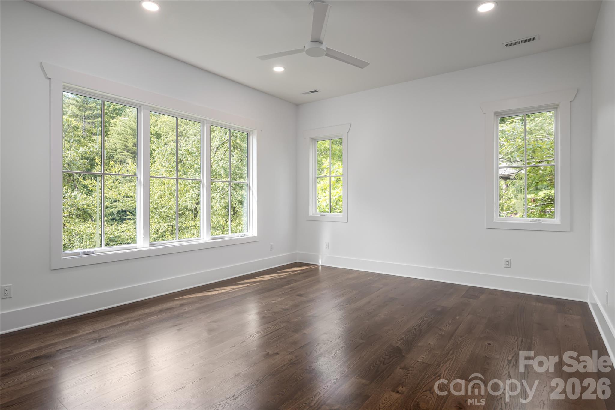 Primary bedroom - 58 Blackgum Court, Hendersonville