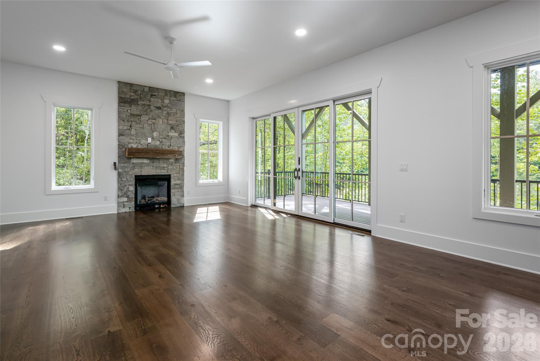 Lower family room - 58 Blackgum Court, Hendersonville