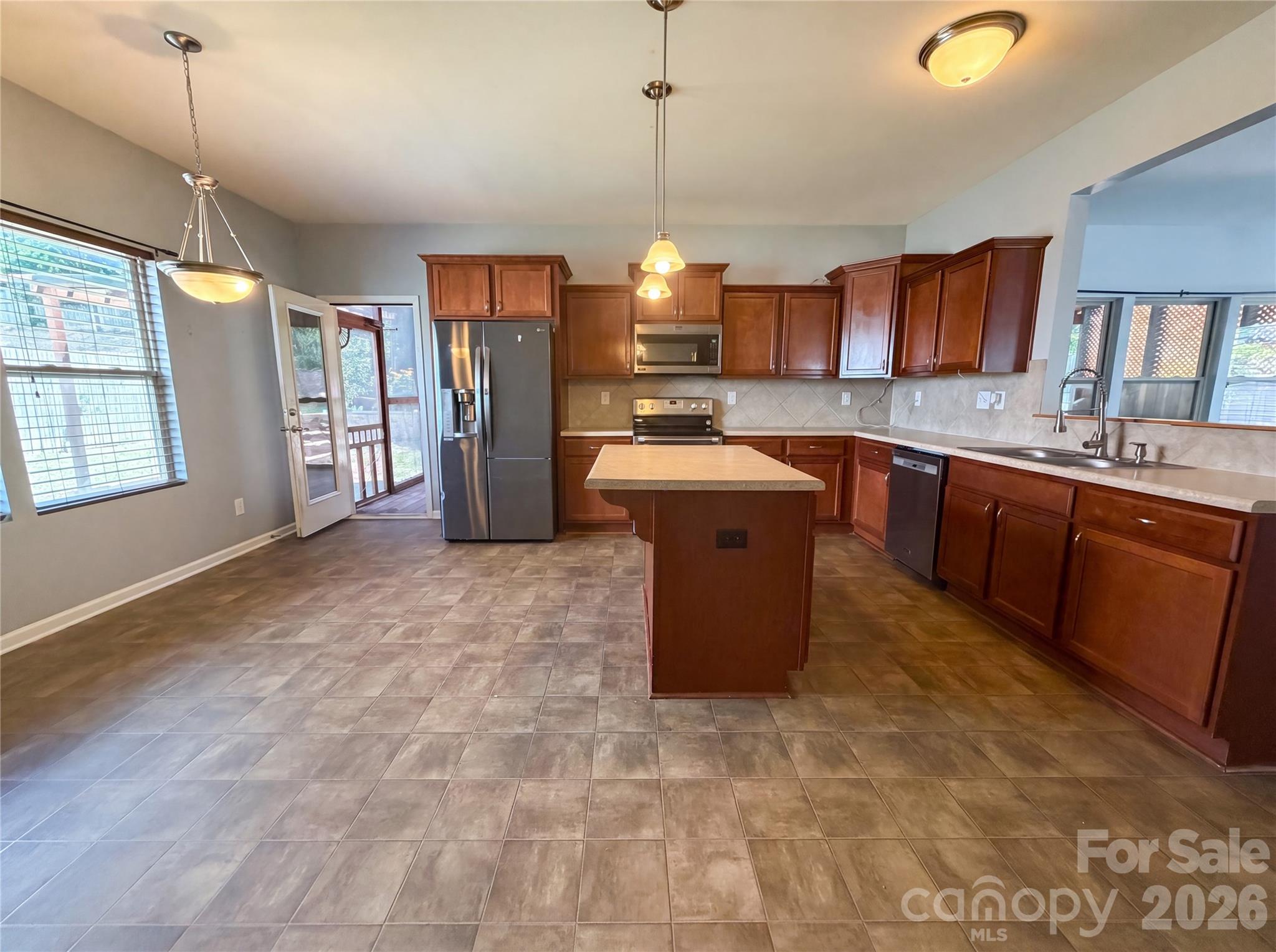 Single Family Residence at 1288 Century Drive, Clover, photo 5 of 18