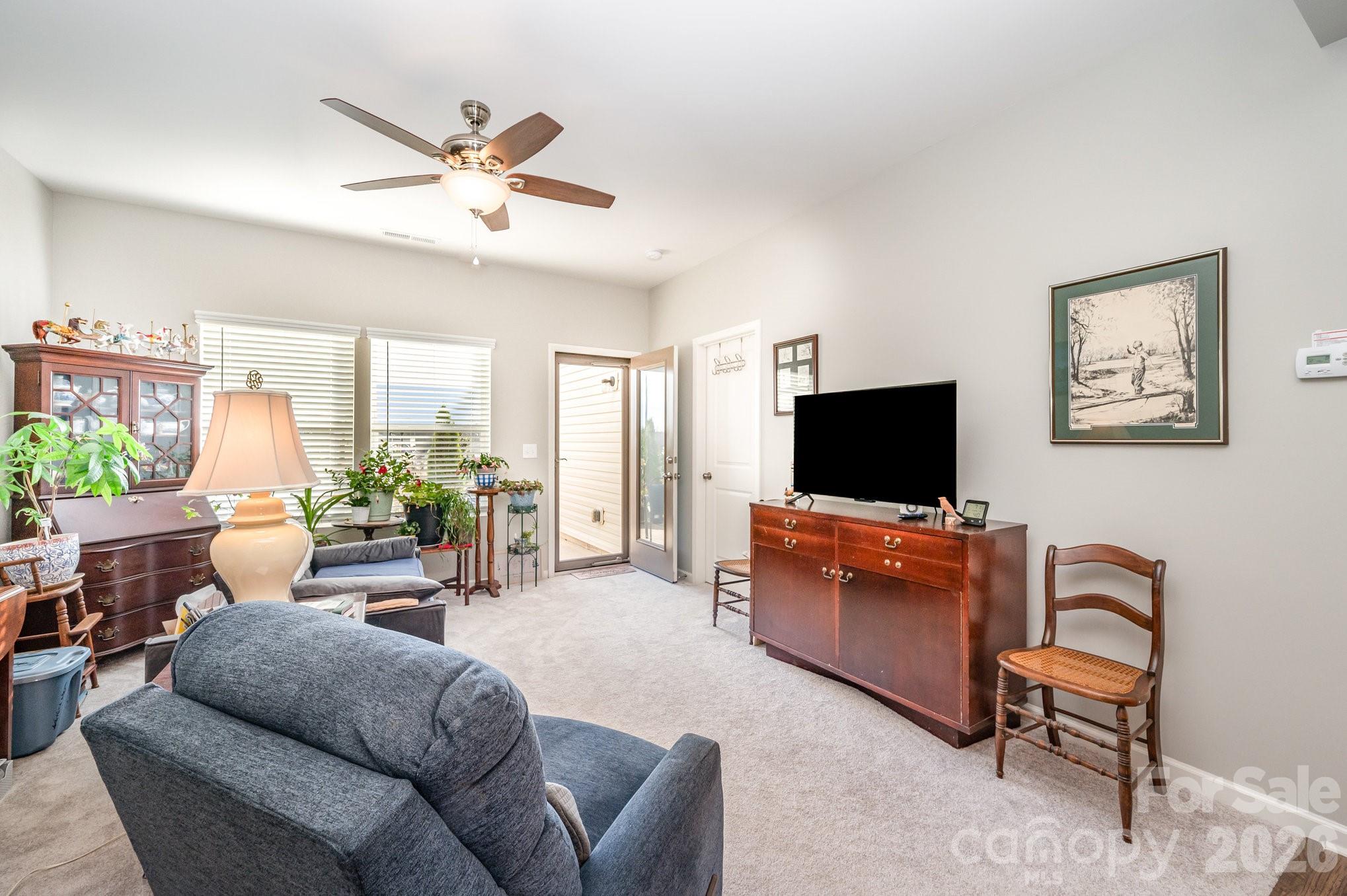 Townhouse at 104 Blackstone Court, Statesville, photo 4 of 12