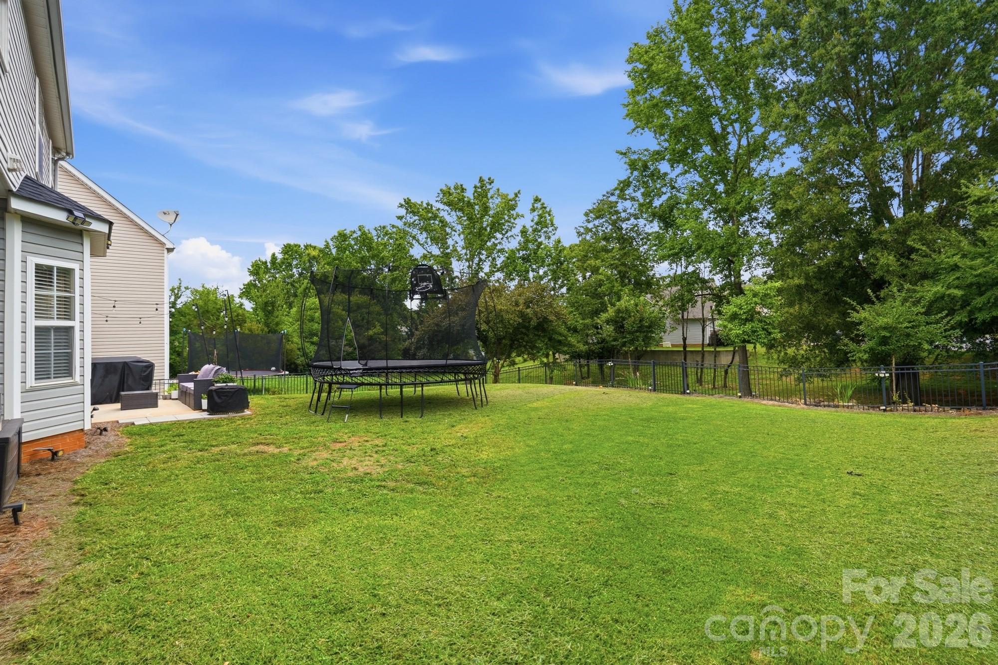 large fenced in yard - 2616 Sierra Chase Drive, Monroe